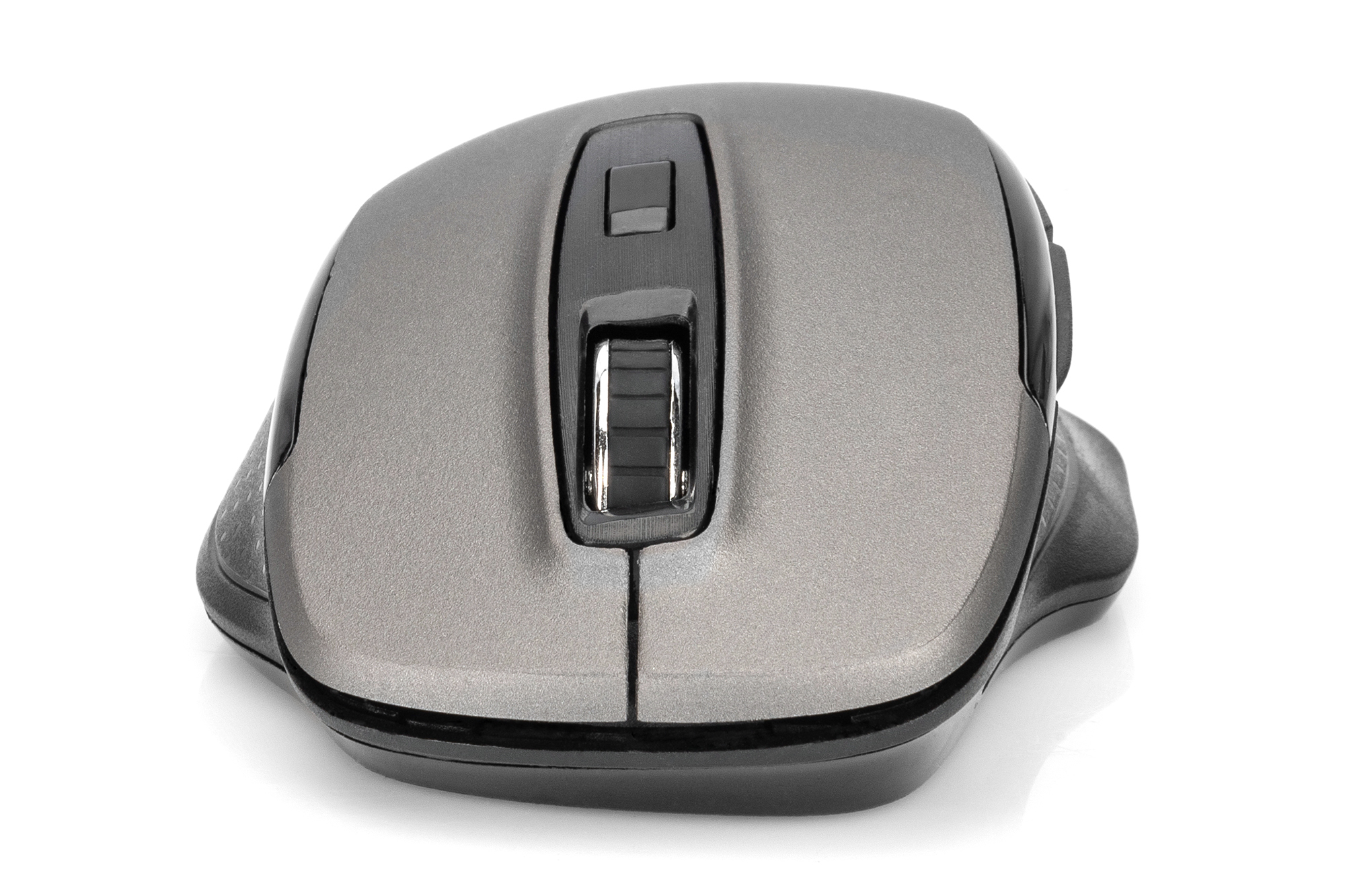 Un mouse per computer grigio. Ha pulsanti e una rotella di scorrimento. Il mouse è su una superficie bianca.