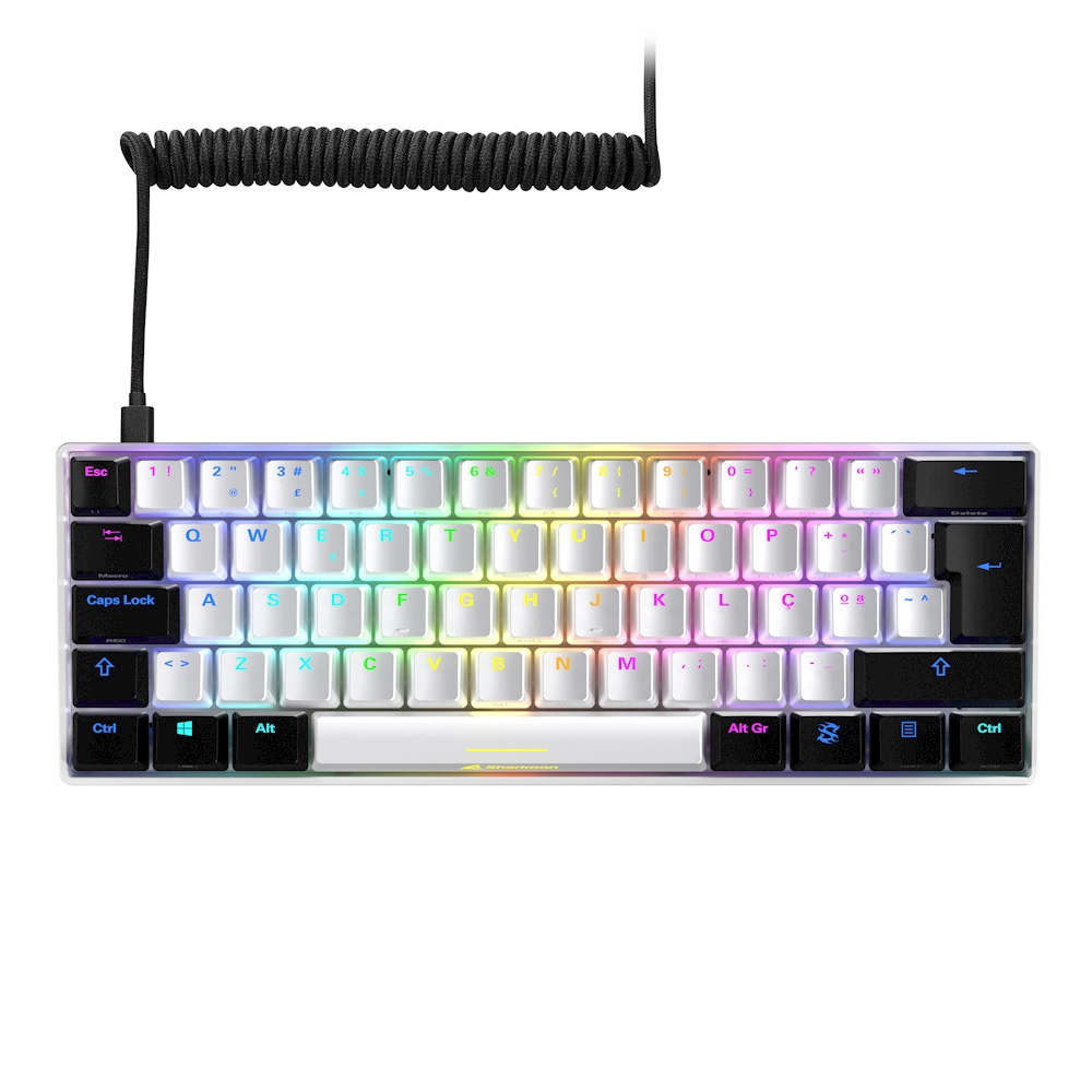 Kleine Tastatur mit RGB-Beleuchtung. Die Tasten sind weiß, der Rahmen schwarz. Der Hintergrund ist weiß.