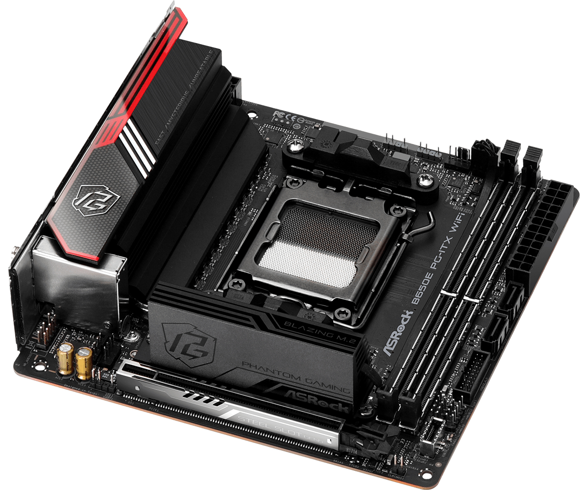 Scheda madre per computer nera e rossa con componenti, socket CPU e testo 'PHANTOM GAMING'.