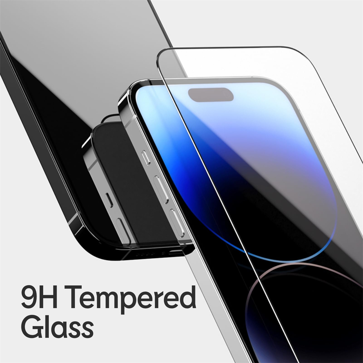 iPhone mit Displayschutz. Das Telefon ist schwarz, der Displayschutz ist angebracht.