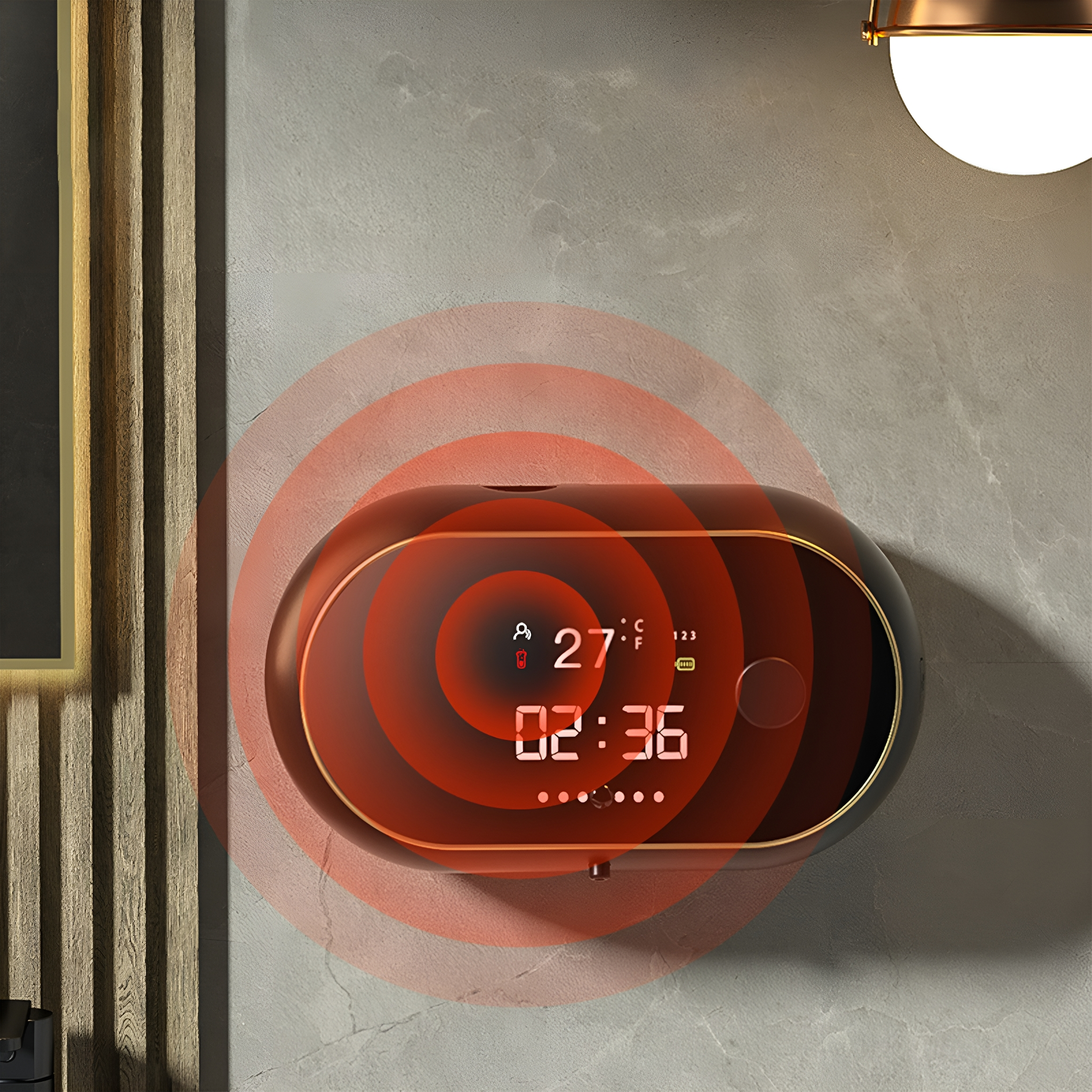 Eine an der Wand montierte Digitaluhr, die Zeit und Temperatur anzeigt, mit roter kreisförmiger Strahlung.