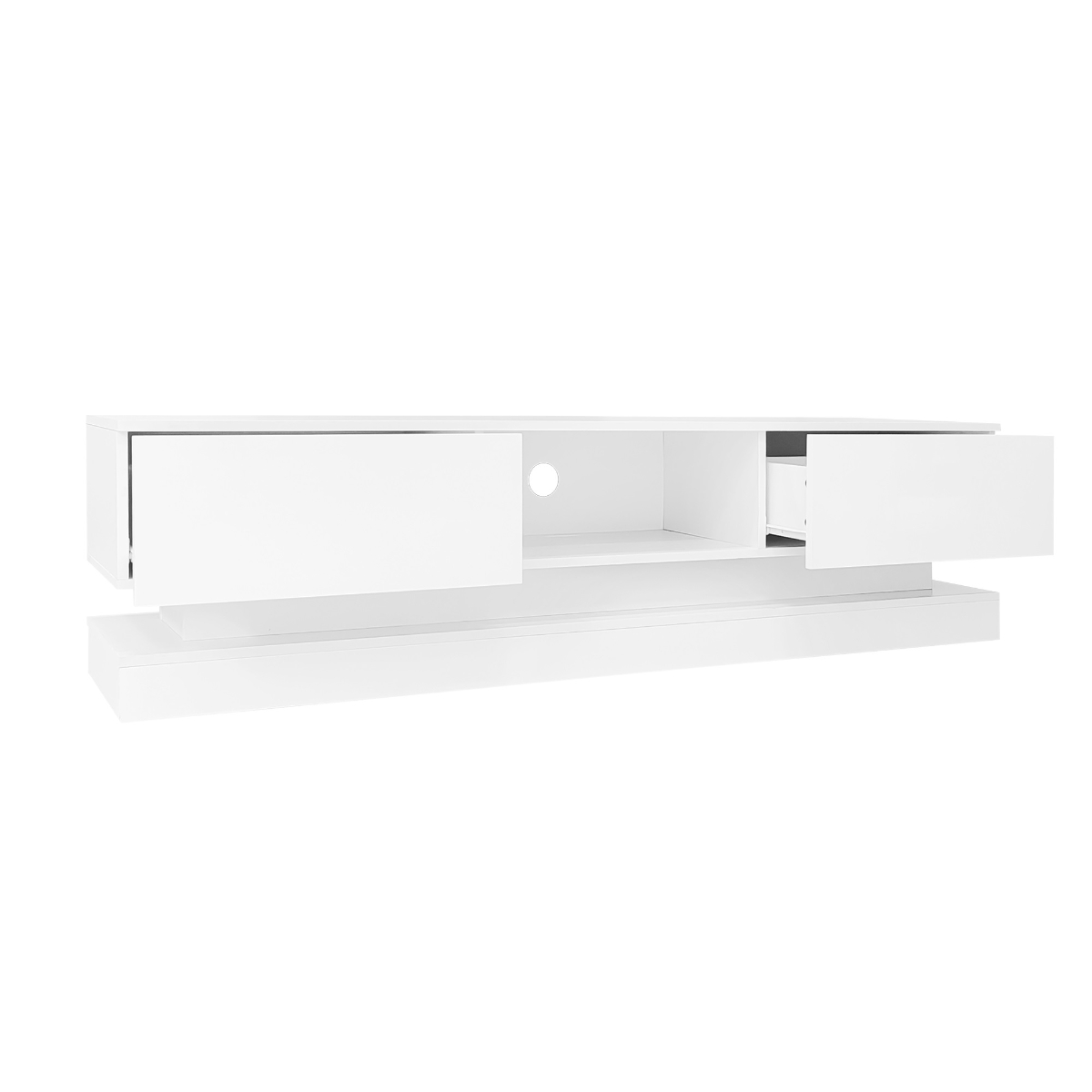 Ein weißes, schwebendes Schrank mit zwei offenen Türen. Es ist an einer weißen Wand befestigt.