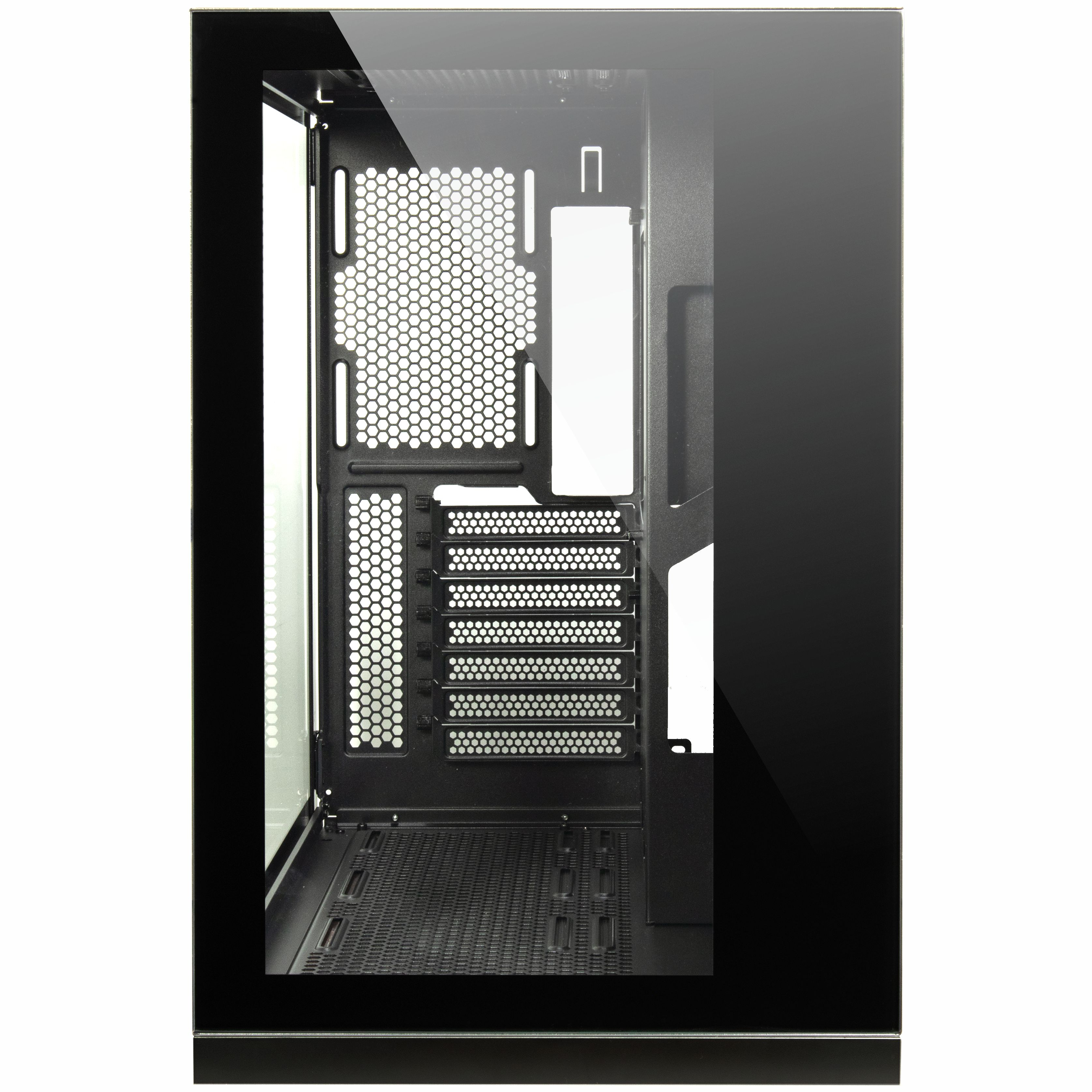 Case computer con pannello laterale in vetro. Interno visibile. Sfondo nero.