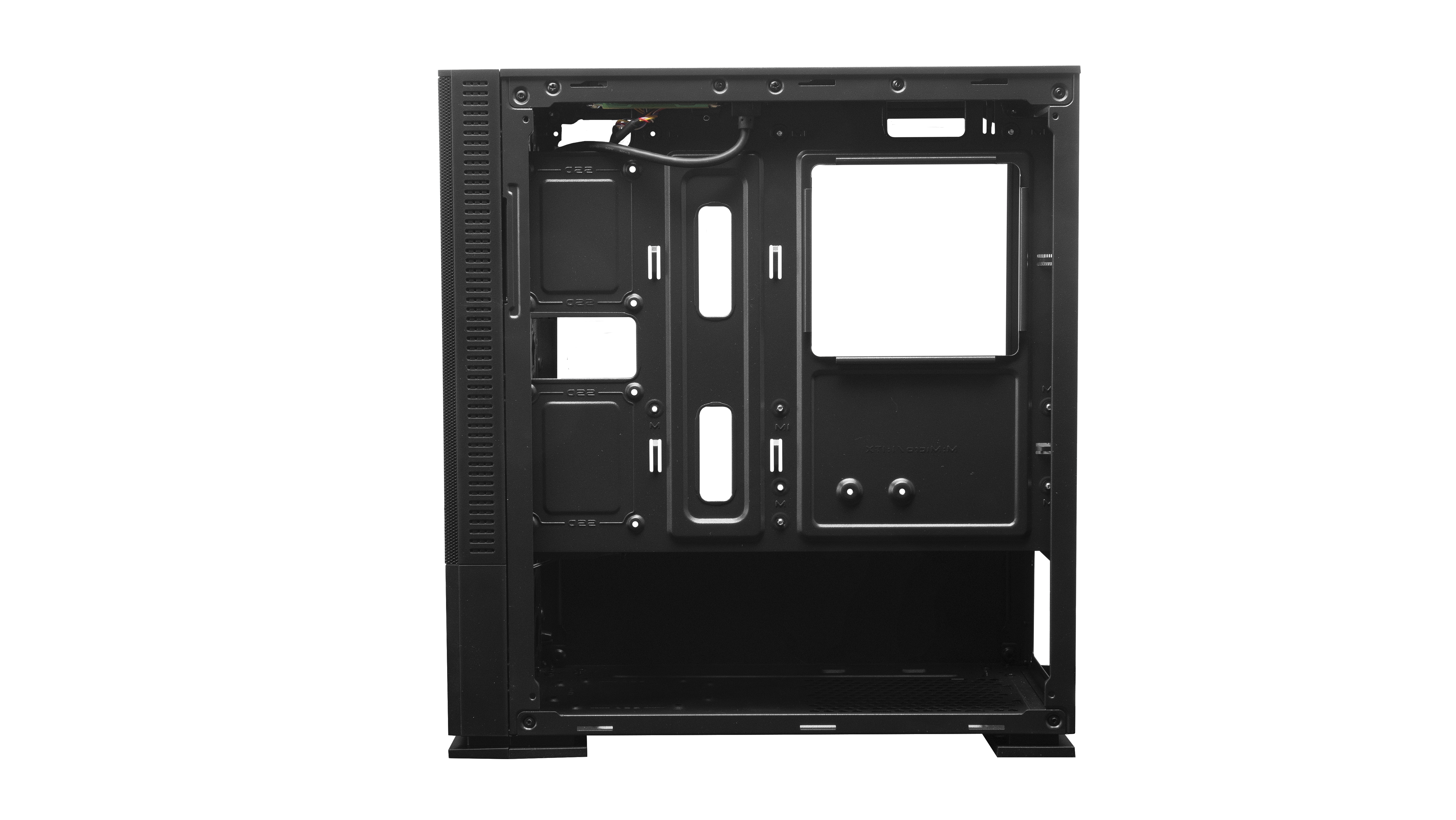 Interno di un case per computer nero. Il case è vuoto, mostrando la struttura interna.