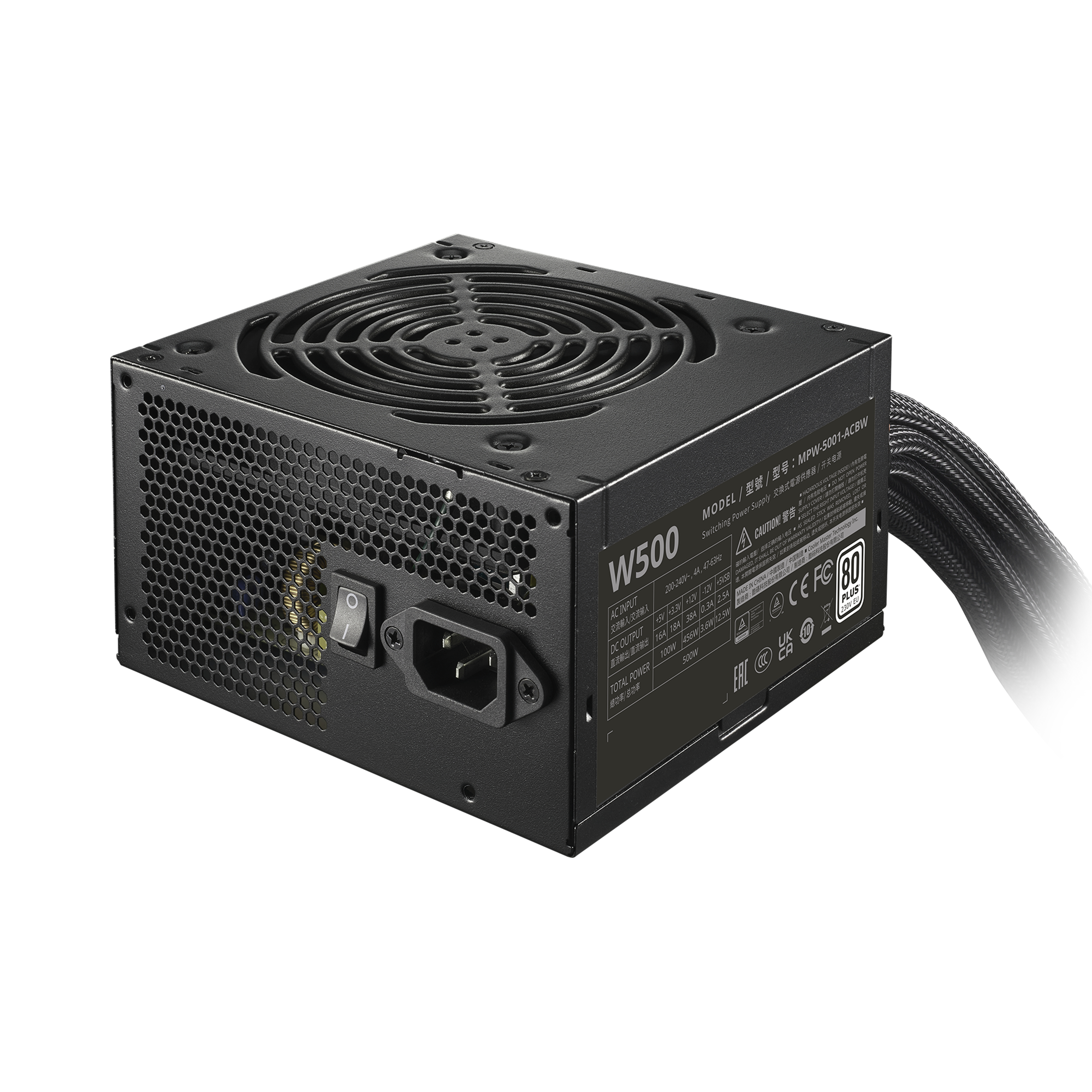 Zwarte computer voeding. Heeft een ventilator, schakelaar en diverse aansluitingen.