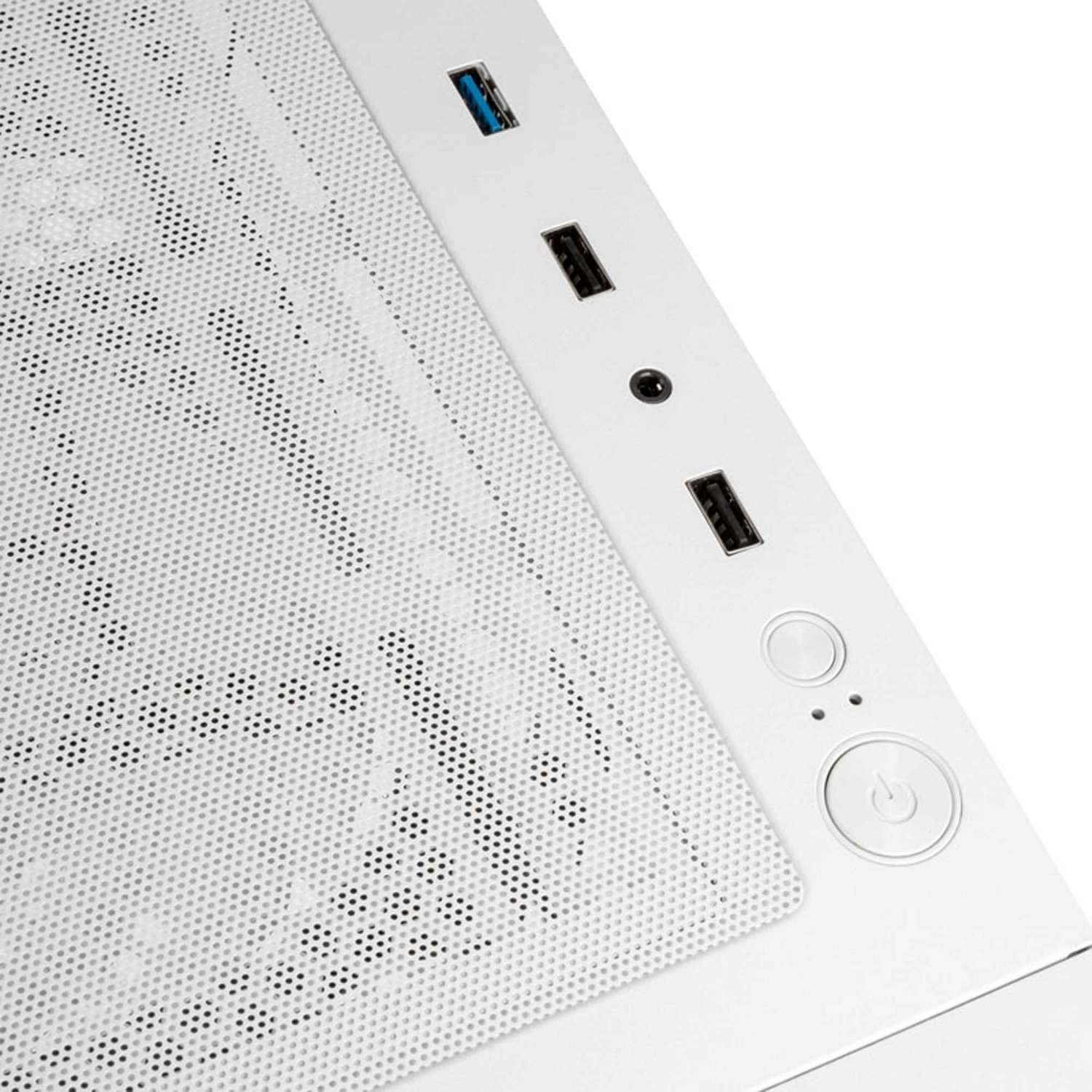 Dessus de boîtier d'ordinateur blanc. Comprend des ports USB, un bouton et des panneaux en maille.