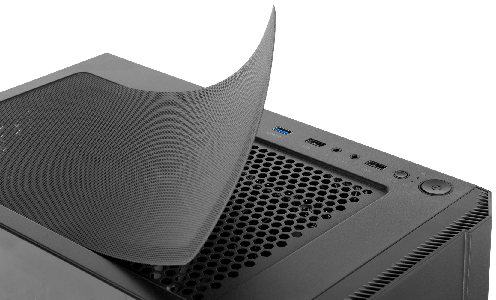 Czarna góra obudowy PC, podniesiony filtr siatkowy, odsłaniający otwory o strukturze plastra miodu.