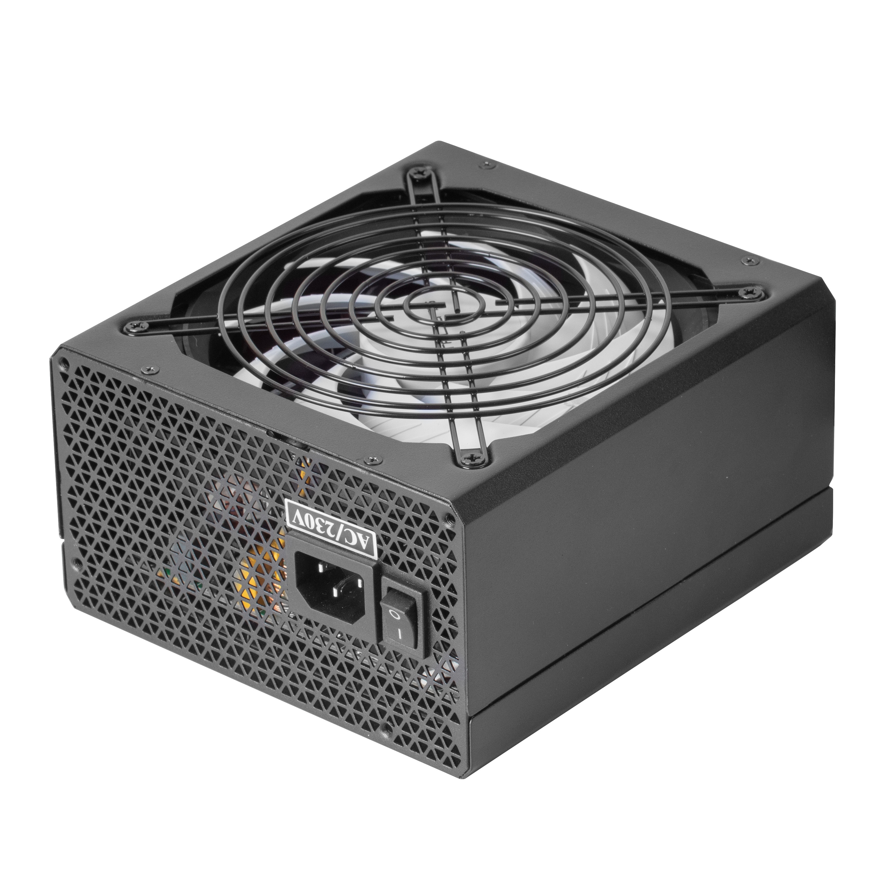 Un alimentatore per PC nero con ventola e ingresso/uscita CA, isolato su bianco.