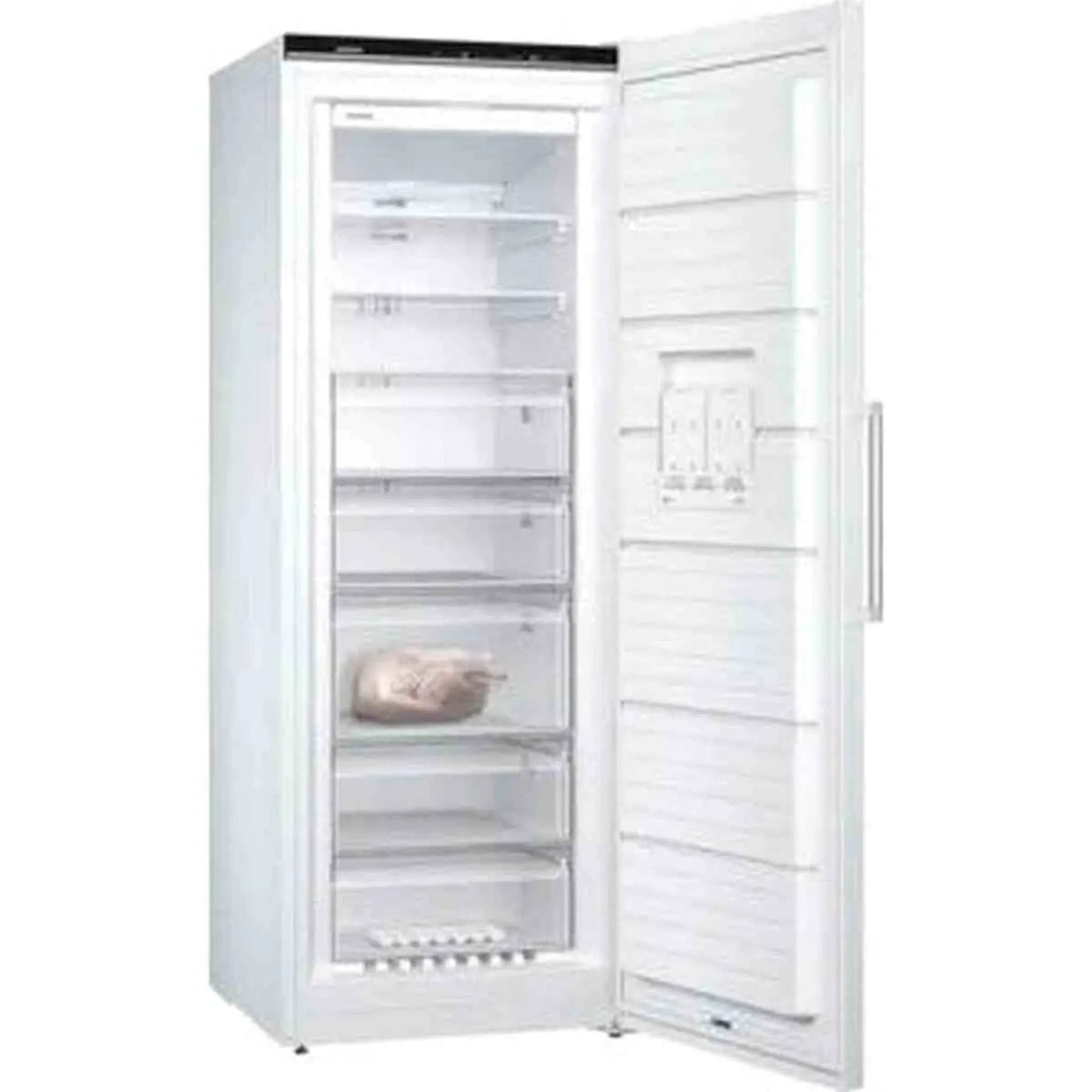 Frigorifero bianco con porta aperta. I ripiani contengono oggetti, tra cui un pollo. L'interno è bianco.