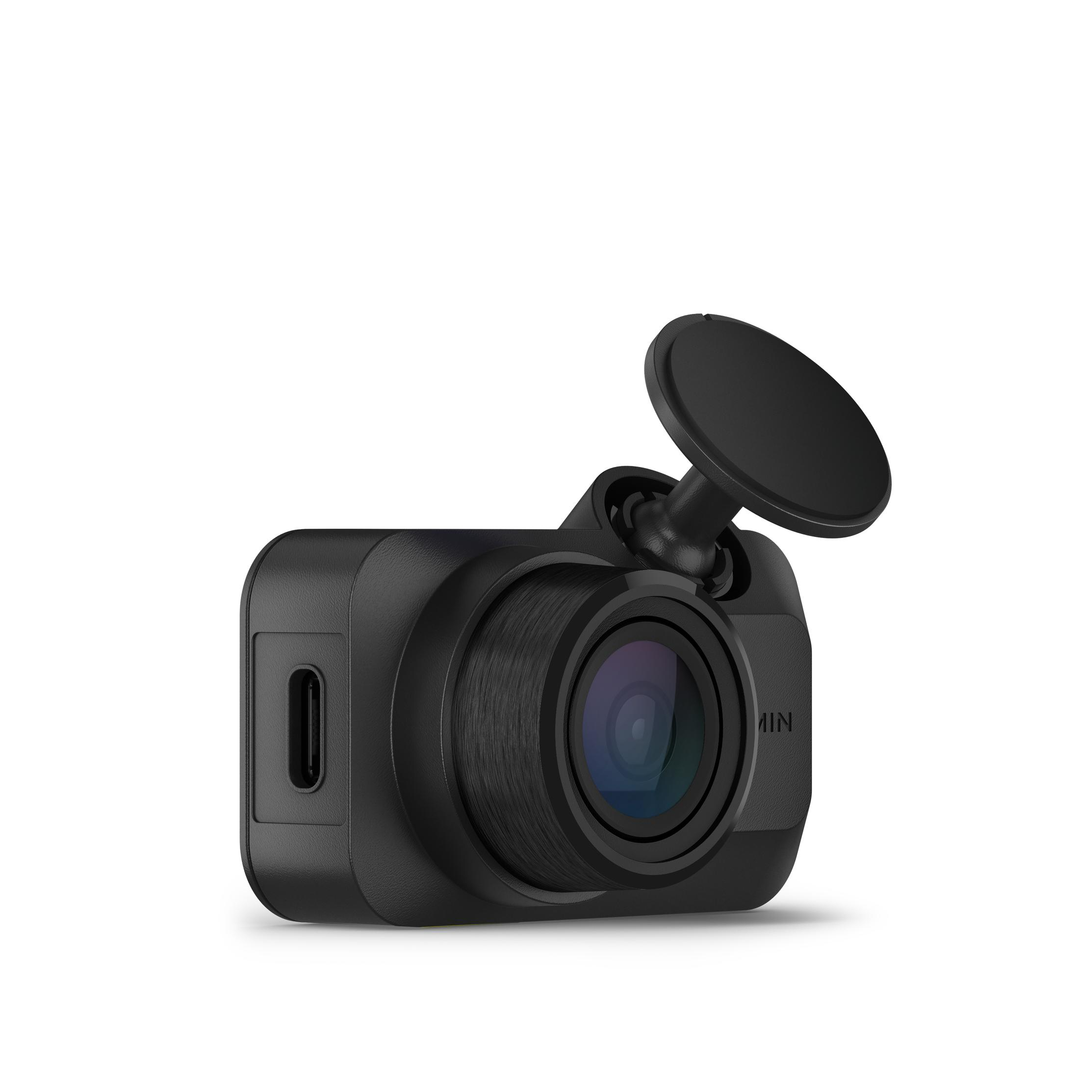 Schwarze Garmin Dashcam mit Objektiv und Halterung. Ein Anschluss befindet sich auf der linken Seite. Garmin.