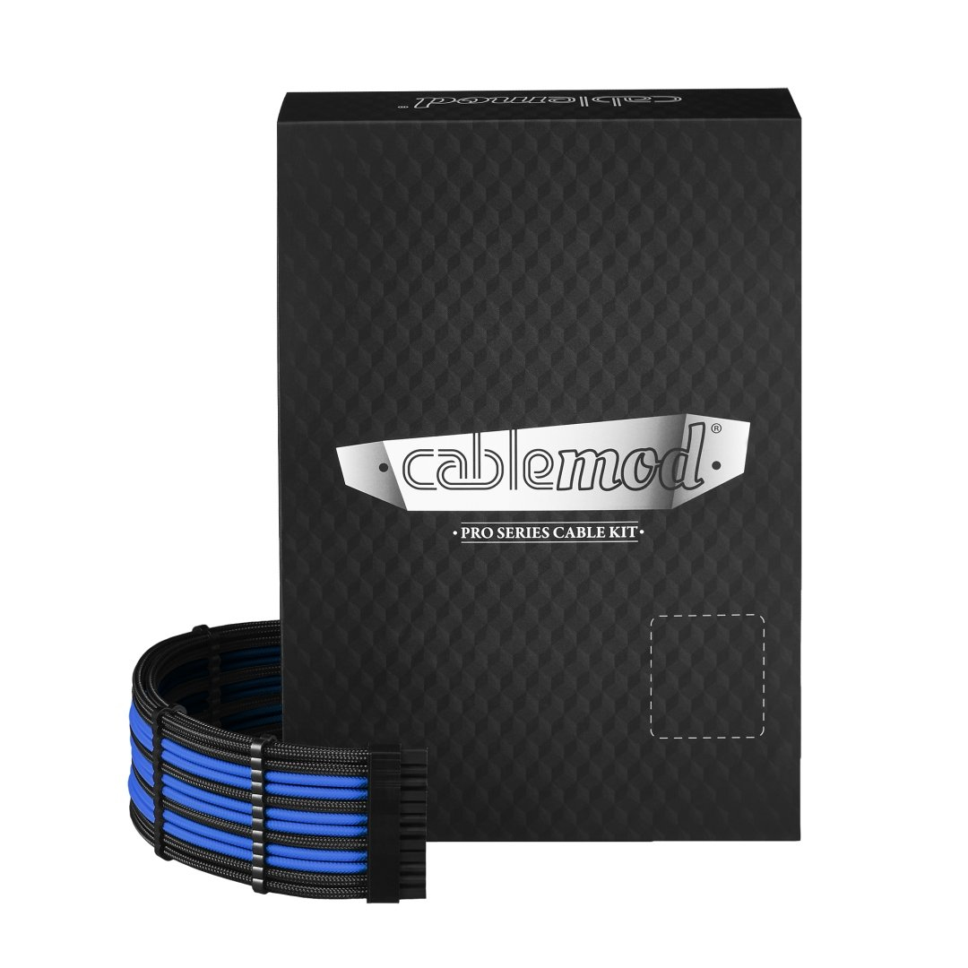 Czarny karton z niebiesko-czarnym zestawem kabli i logo Cablemod.
