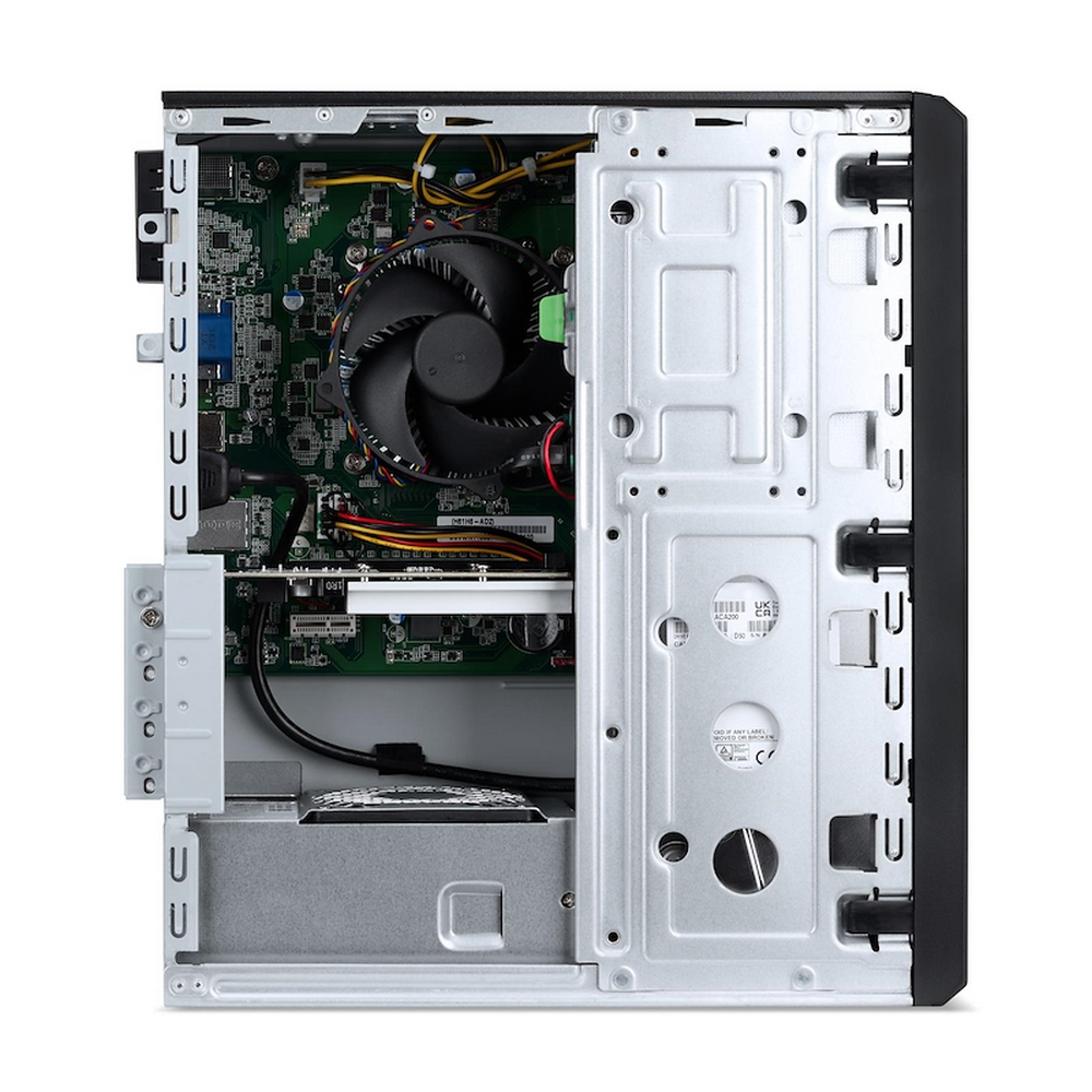 Interno di un case per computer. Include scheda madre, ventola e vari componenti.