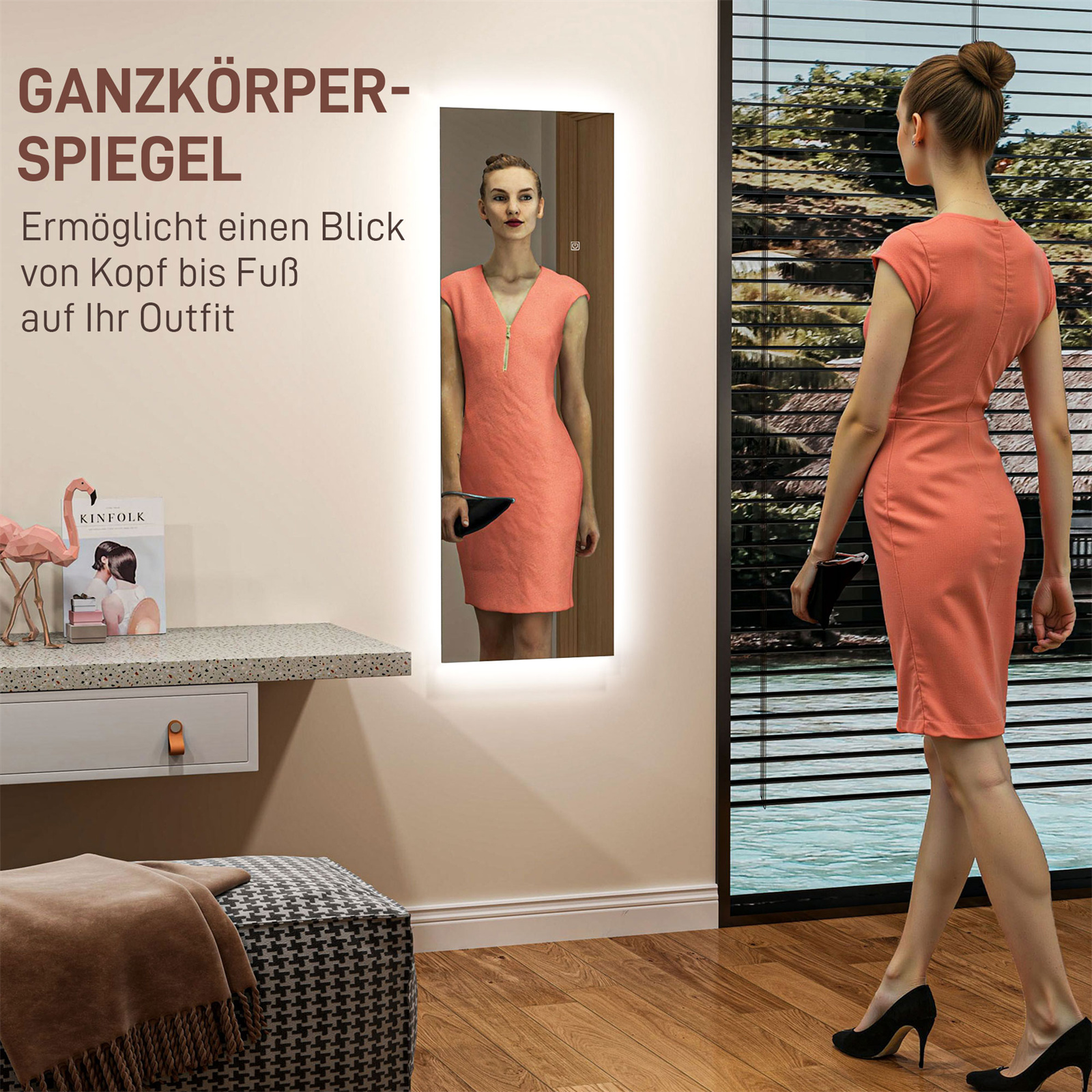 Eine Frau steht vor einem Ganzkörperspiegel. Der Spiegel zeigt ihr Spiegelbild und wird von LED-Lichtern beleuchtet.