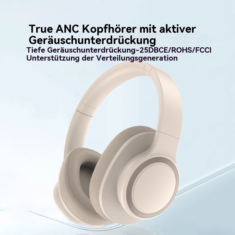 Beige Kopfhörer mit Text. Der Hintergrund ist eine hellblaue Oberfläche.