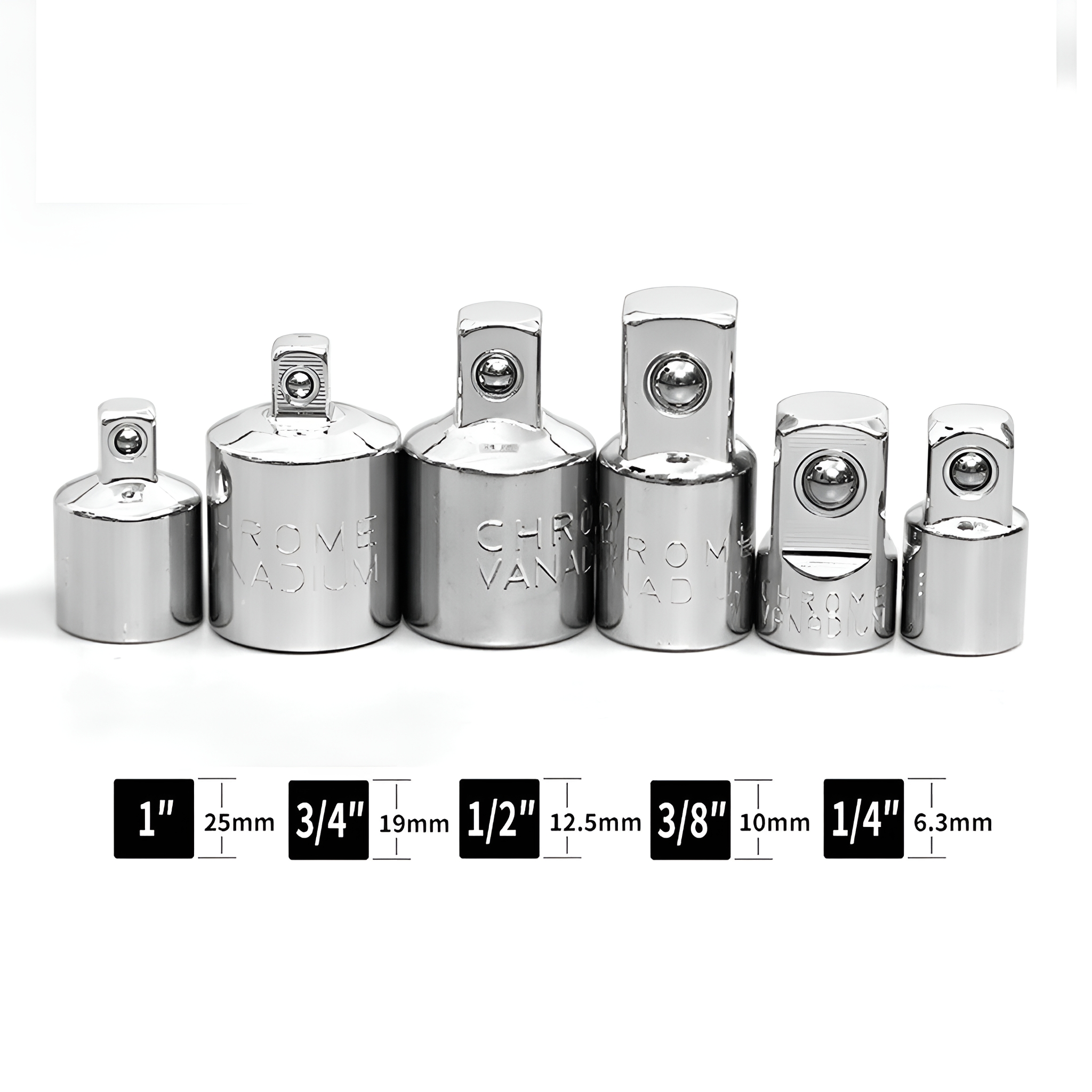 Sechs silberne Steckdosenadapter mit Größenangaben: 1", 25 mm, 3/4", 19 mm, 1/2", 12,5 mm, 3/8", 10 mm, 1/4", 6,3 mm.