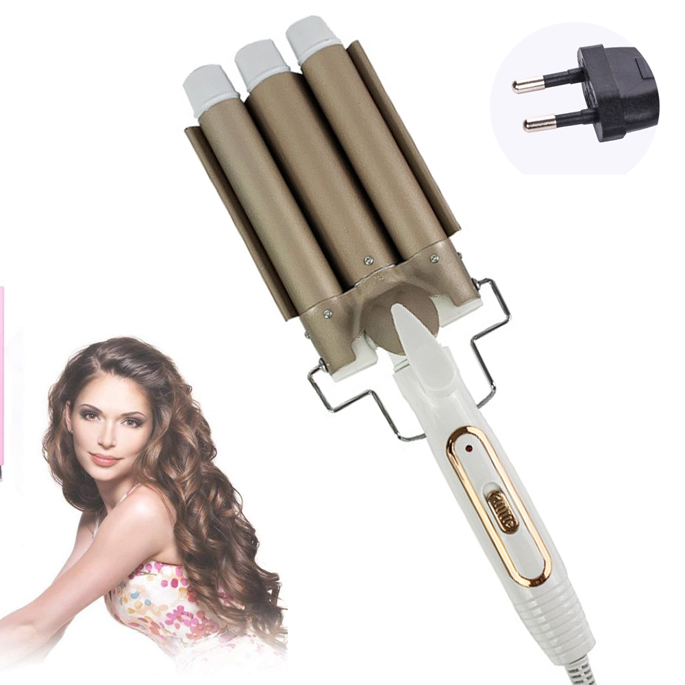 Gold- und weißes Lockenstab mit drei Heizstäben, einem Netzstecker und einer Frau mit welligem Haar.