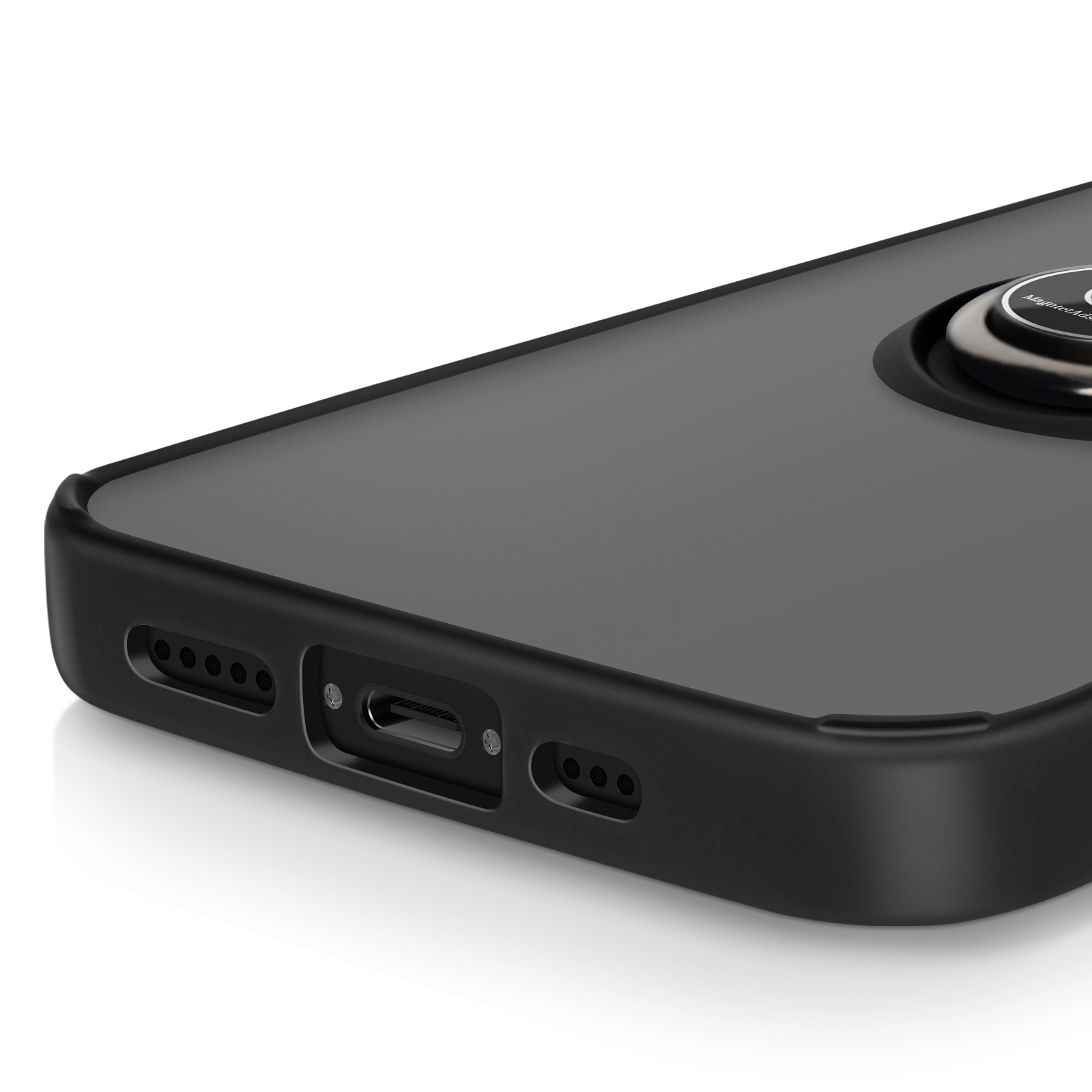 Close-up van een zwarte telefoonhoes met een metalen ringhouder.