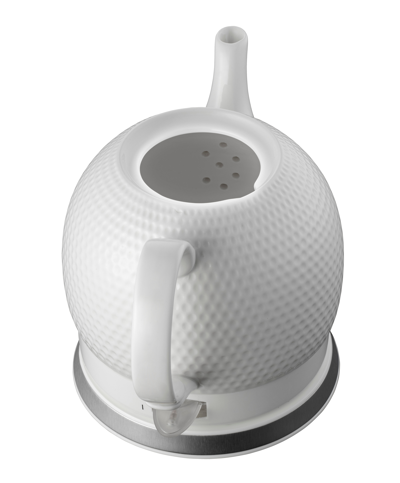 Biały czajnik z teksturowanym korpusem, uchwytem i dzióbkiem. Widok z góry na białym tle.