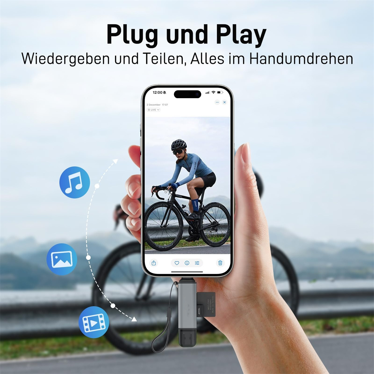 Hand, die ein Smartphone hält, das einen Radfahrer und Symbole für Musik, Fotos und Videos zeigt.