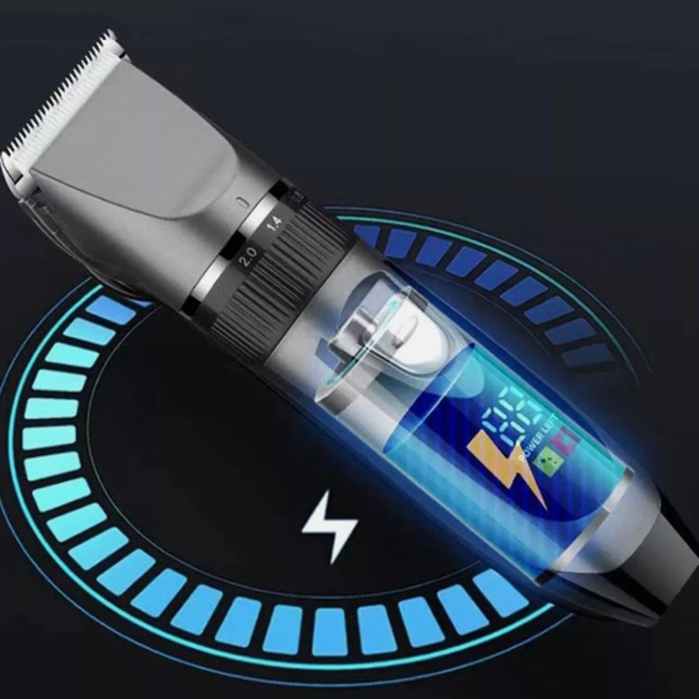 Silberner und schwarzer elektrischer Haarschneider mit blau beleuchteter Batterieanzeige.