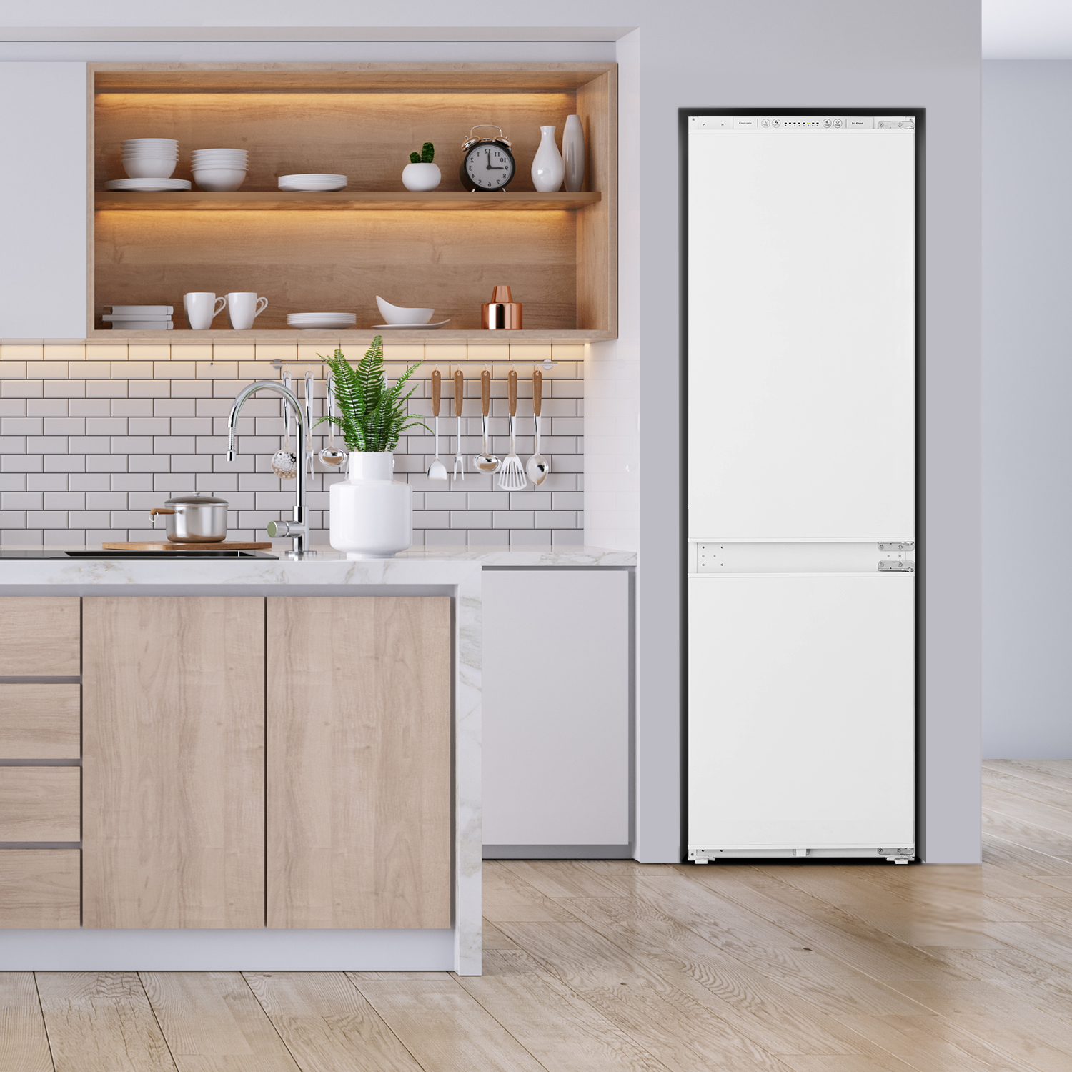 Un frigorifero bianco integrato in una cucina moderna con mobili in legno.