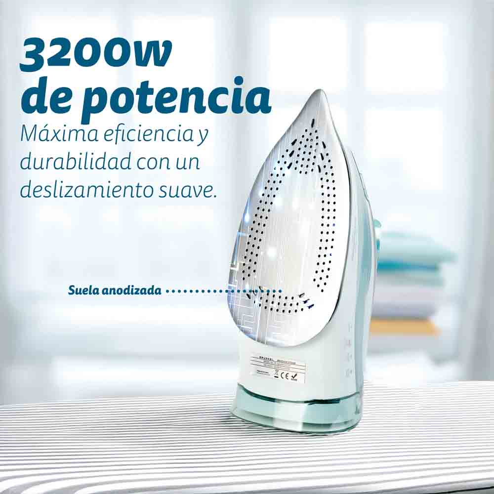 Una plancha sobre una tabla de planchar, con texto sobre potencia y durabilidad y un diseño blanco y azul.