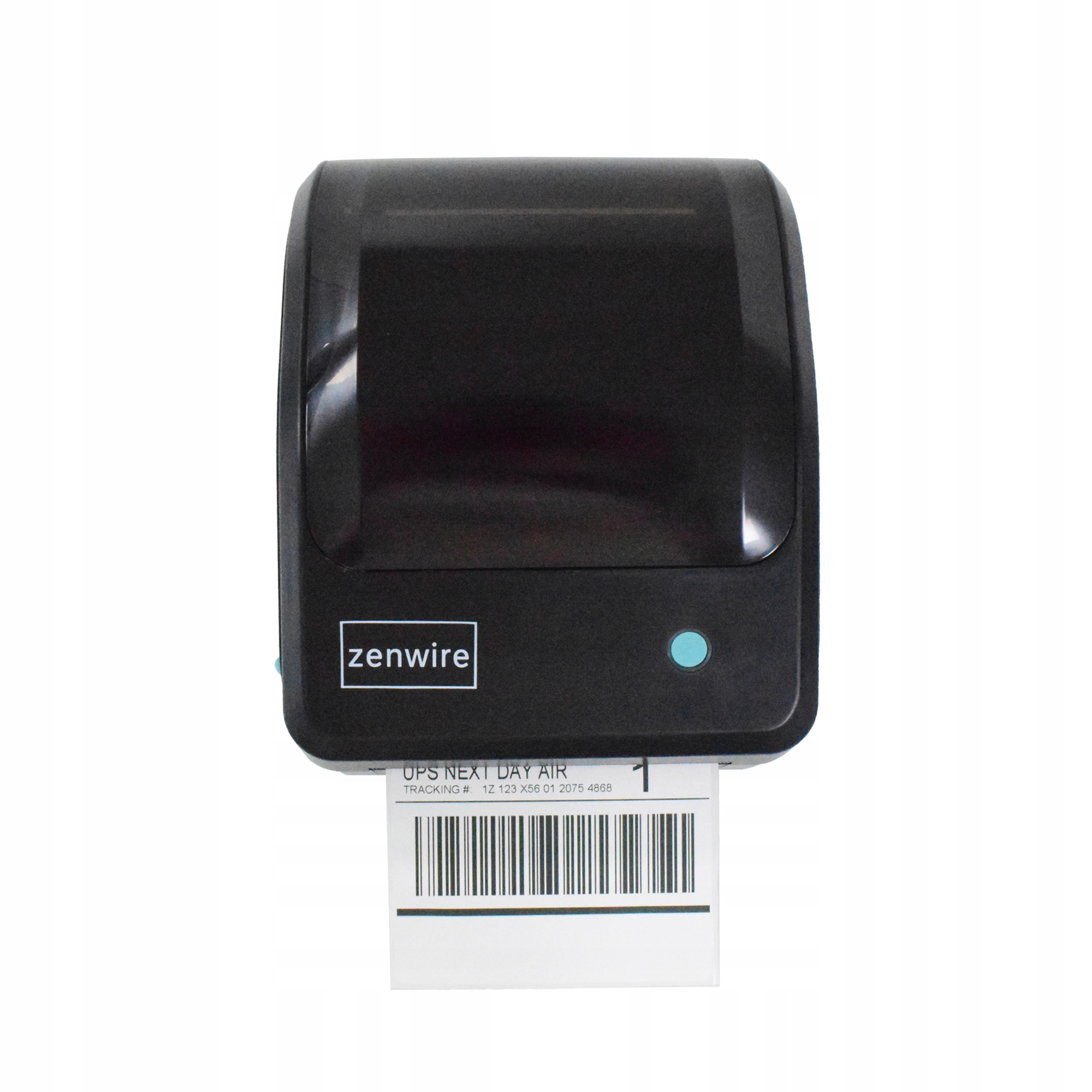 Czarna drukarka etykiet zenwire z wydrukowaną etykietą z kodem kreskowym i tekstem. Niebieski przycisk zasilania.