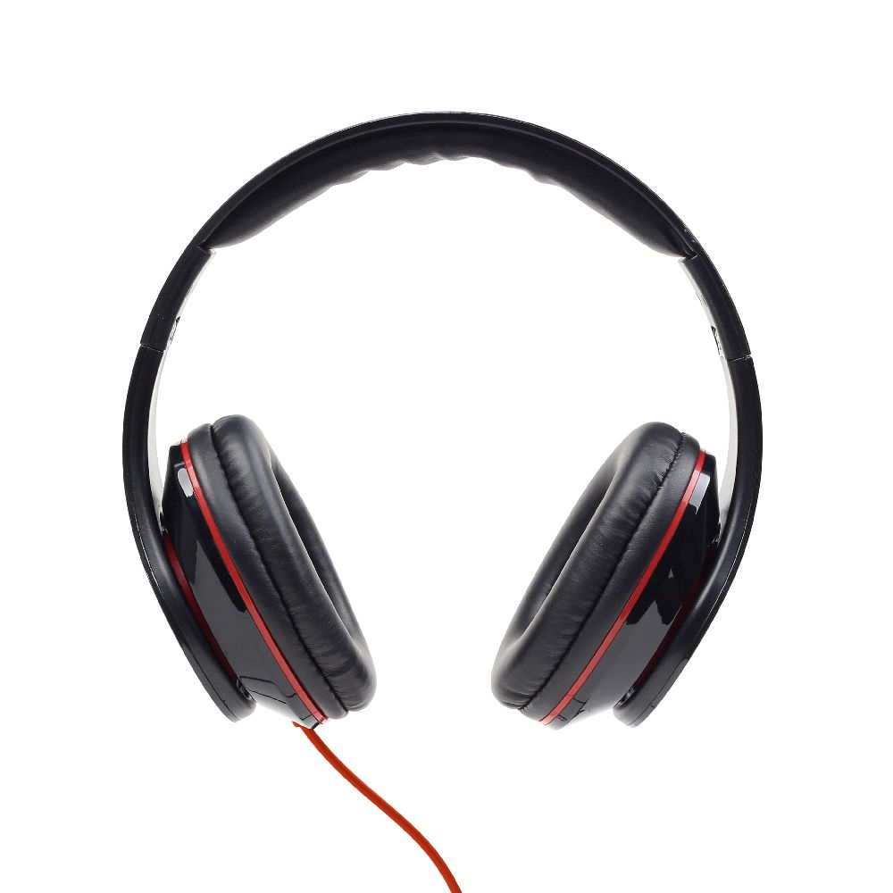 Auriculares negros con detalles rojos. Están colocados sobre un fondo blanco.
