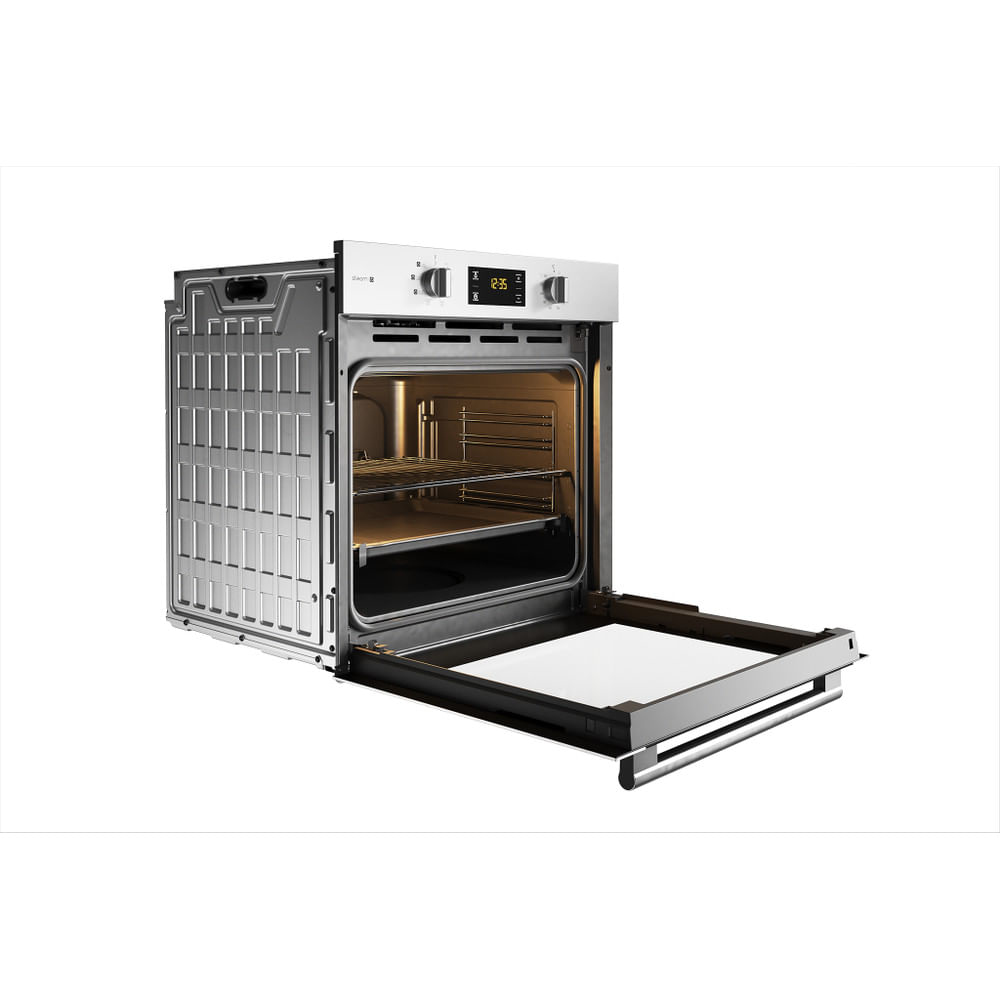 Forno in acciaio inox con porta aperta, mostra l'interno e dettagli.