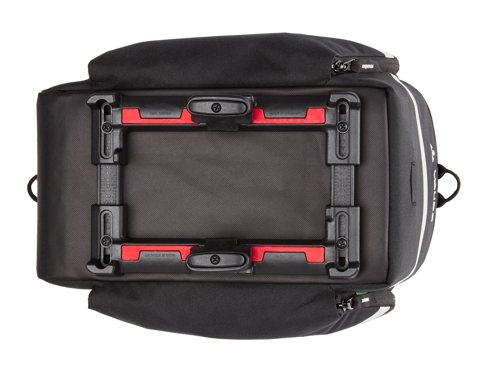Schwarze Fahrradtasche mit Befestigungsmaterial, roten Akzenten und weißem Streifen.