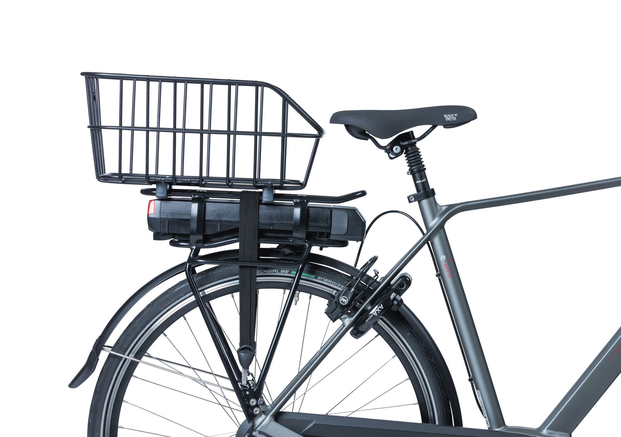 Ein Fahrrad mit einem schwarzen Gepäckträger und einem montierten Akku. Das Fahrrad ist grau.