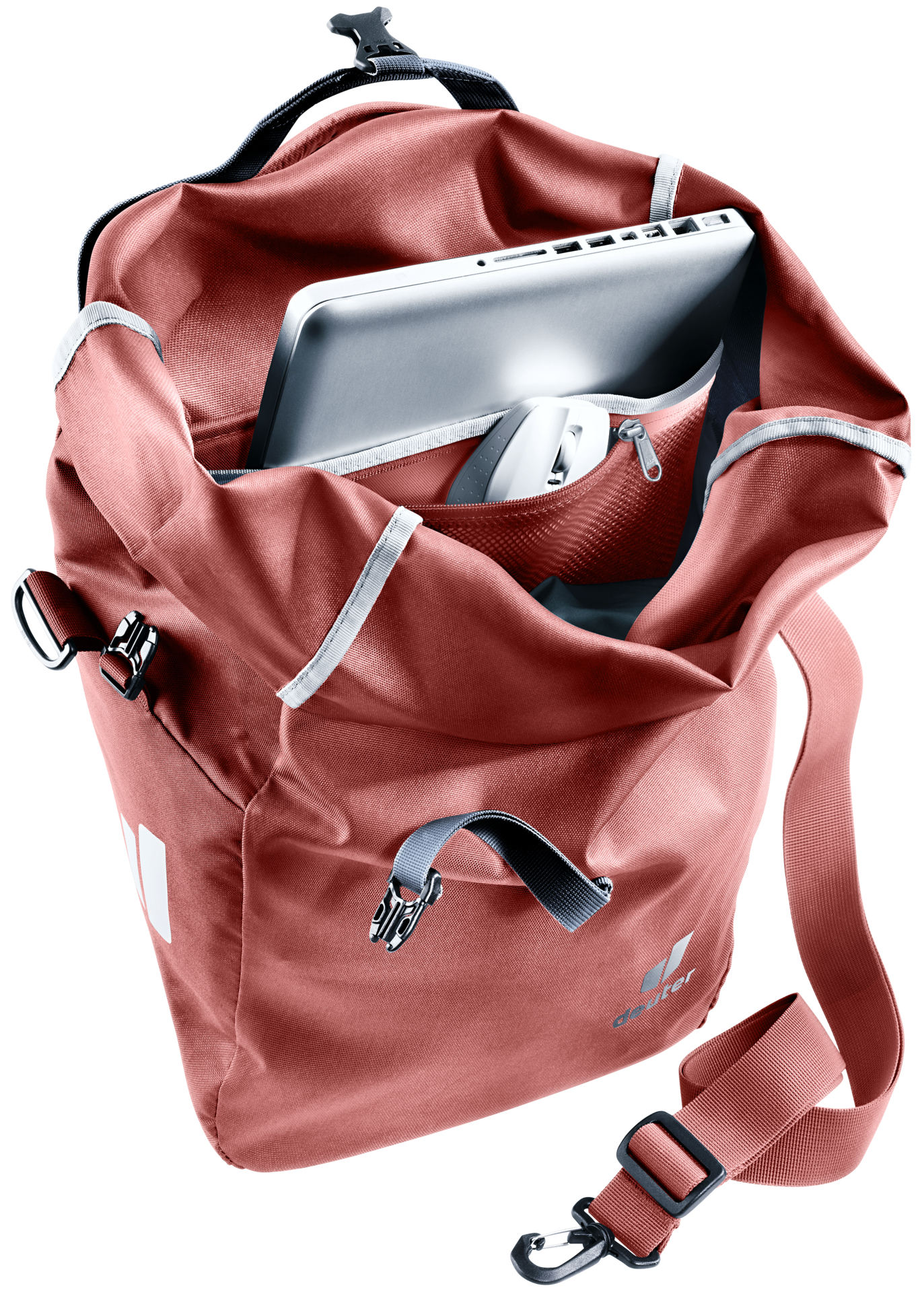 Offener roter Rucksack mit Laptop und Zubehör. Er hat graue Träger und einen Griff.