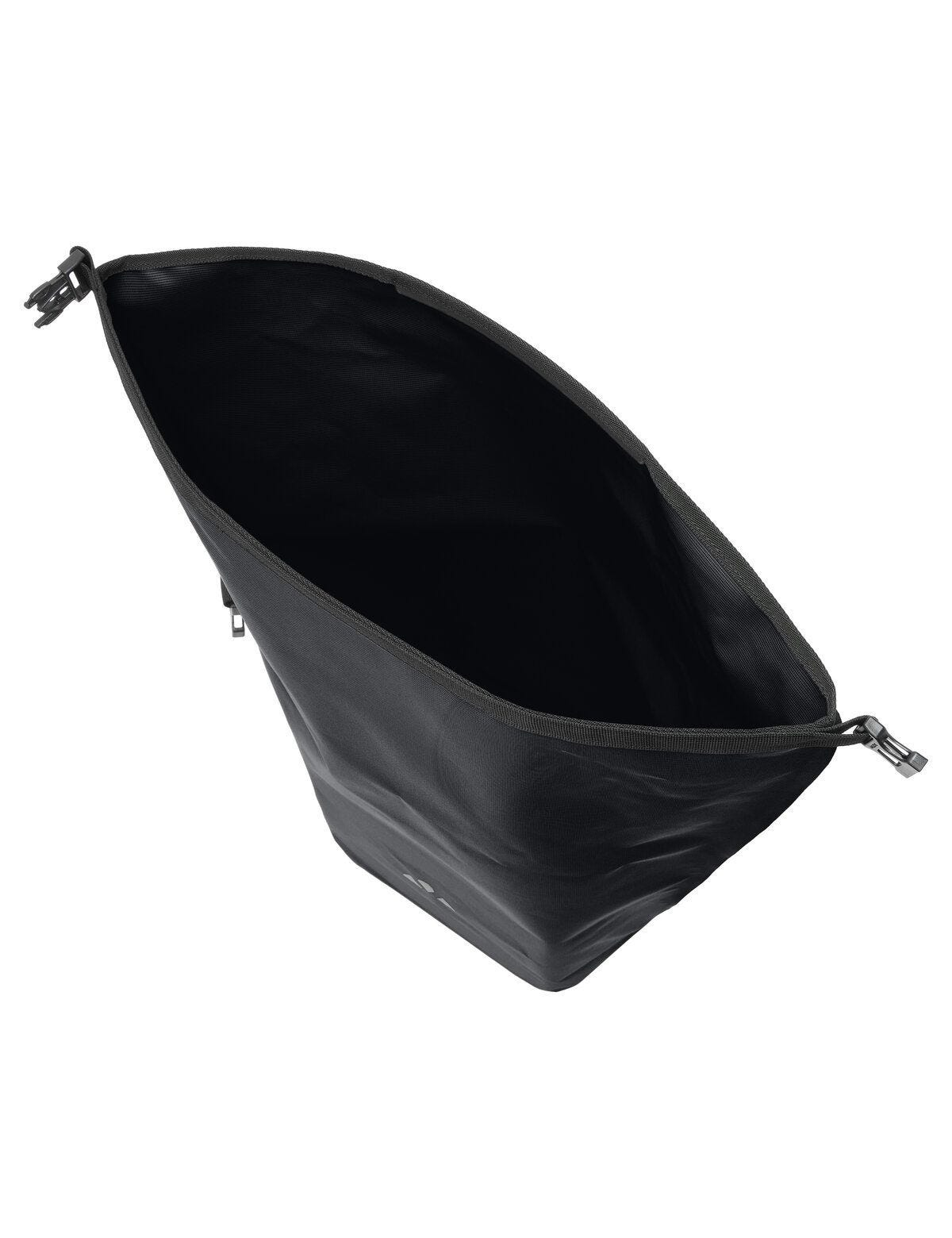 Schwarze offene Tasche, Draufsicht. Weißer Hintergrund.