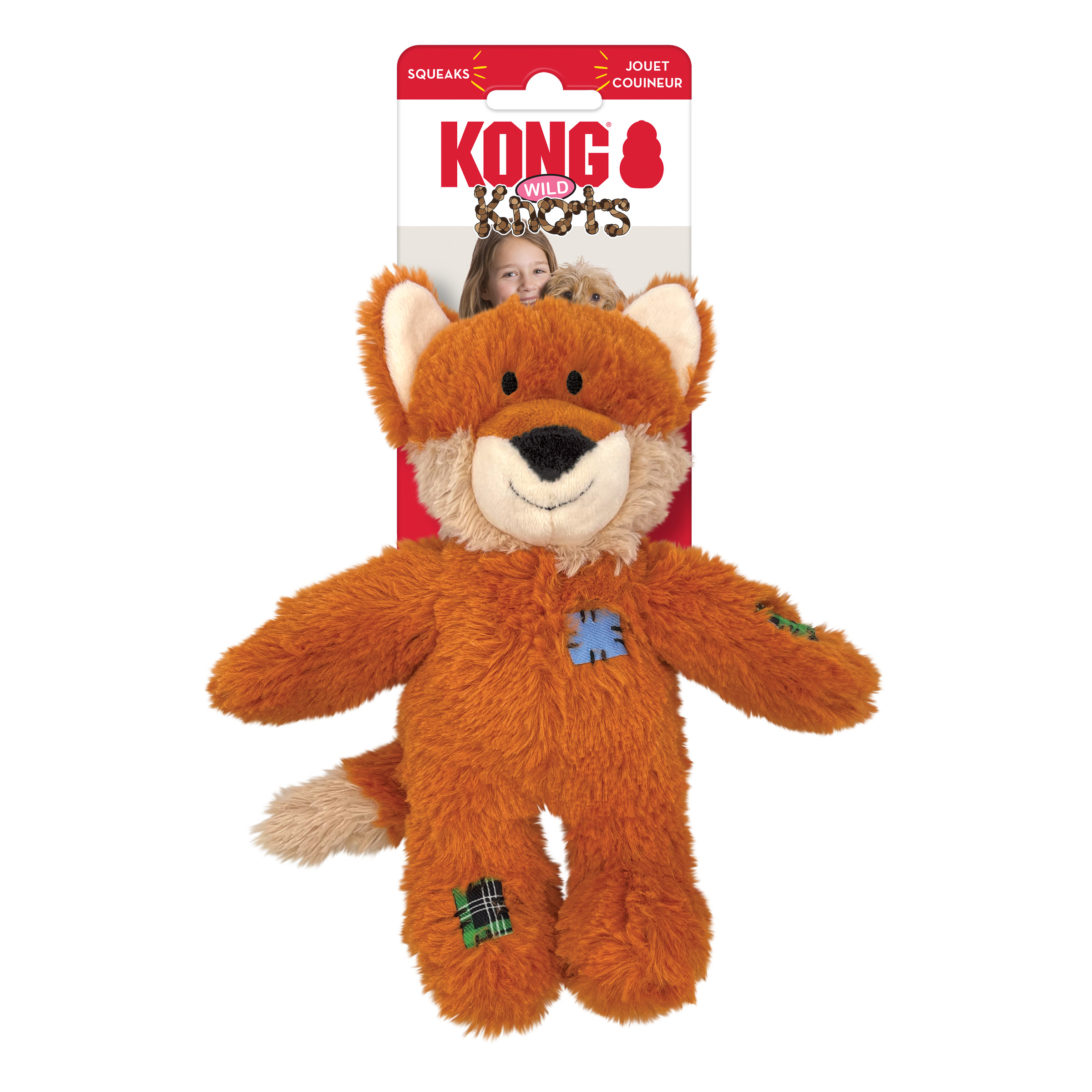 Un giocattolo per cani a forma di volpe di peluche con una toppa, cigolii e un'etichetta rossa e bianca di Kong.