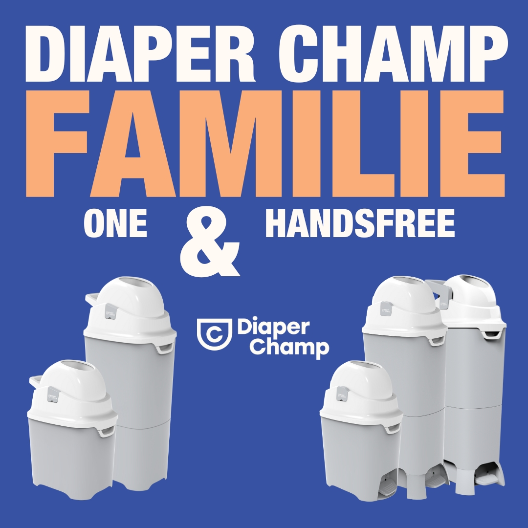 Diaper Champ Familie Windelentsorgungssystem. Mehrere Behälter mit Text und Logo auf blauem Hintergrund.
