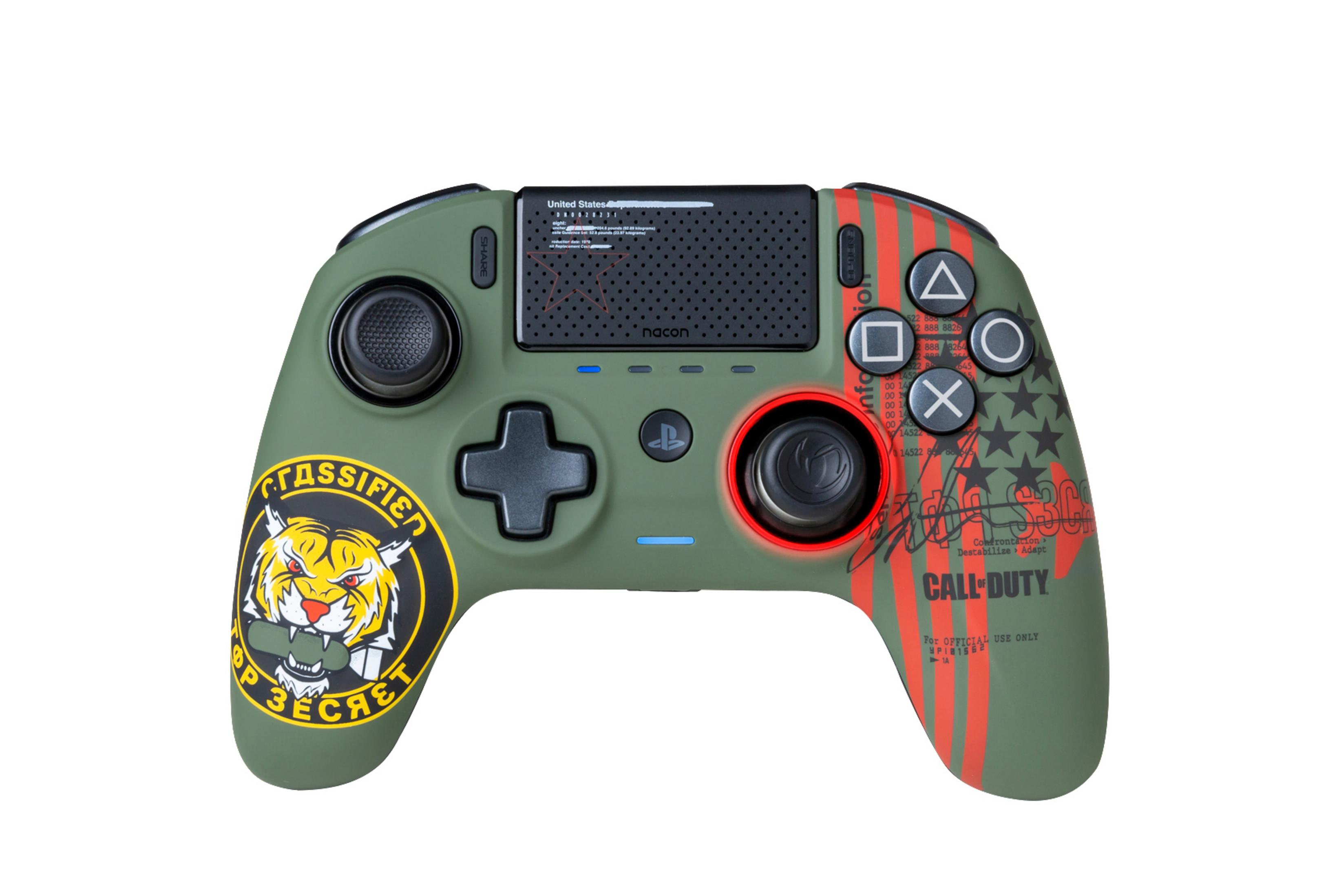 Zielony i czarny kontroler do gier z niestandardową grafiką i logo. Posiada wiele przycisków i joystick.