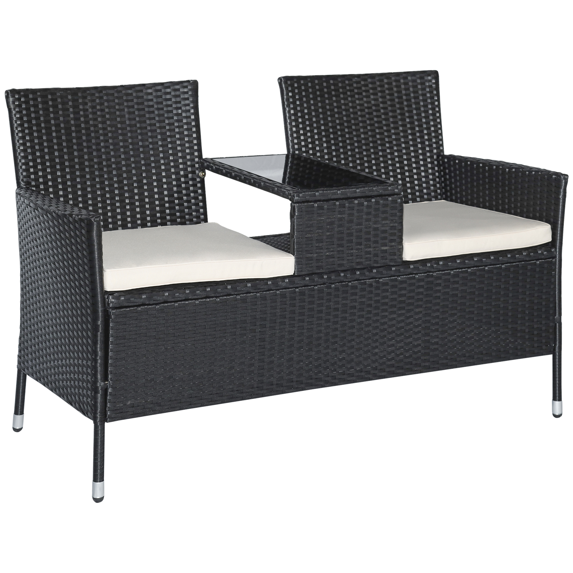 Eine schwarze Outdoor-Bank aus Korbgeflecht mit kleinem Tisch und weißen Kissen.