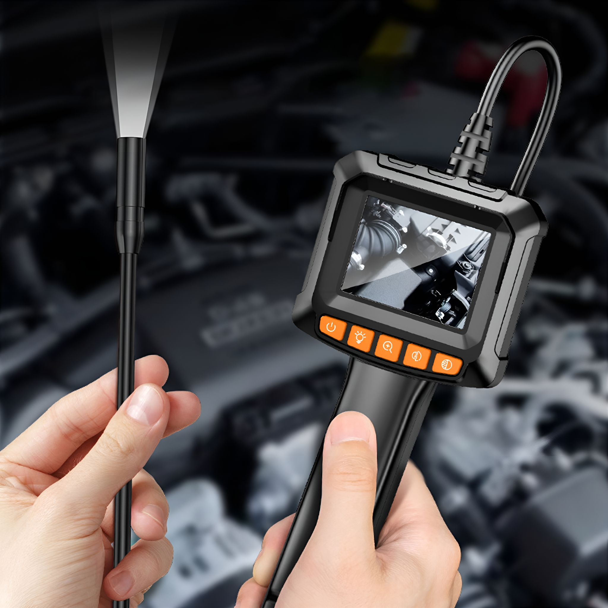 Endoskop mit Bildschirm, der einen Motorinnenraum zeigt. Hände halten das Endoskop und die Sonde.