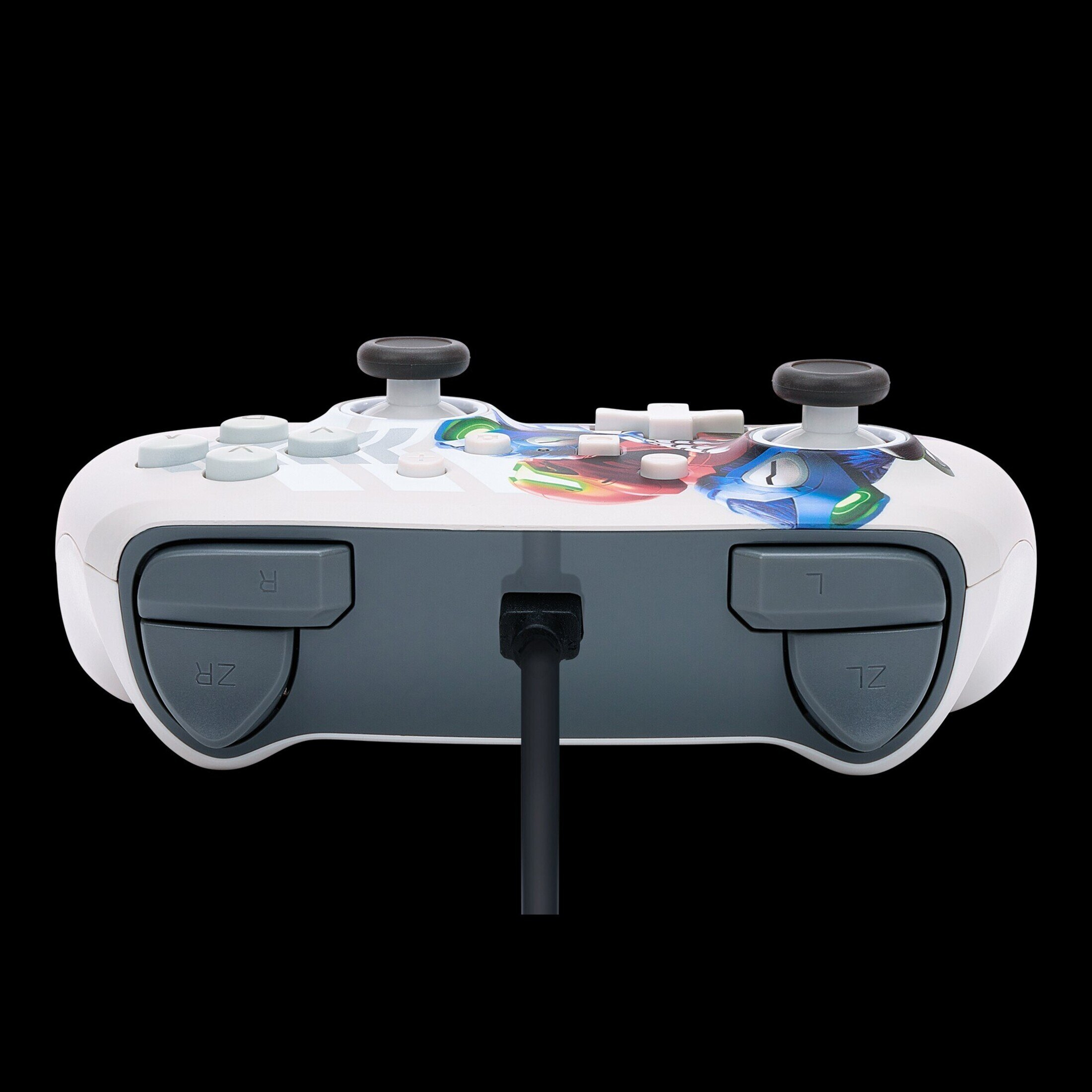 Mando de juego blanco con diseño colorido y cable negro.
