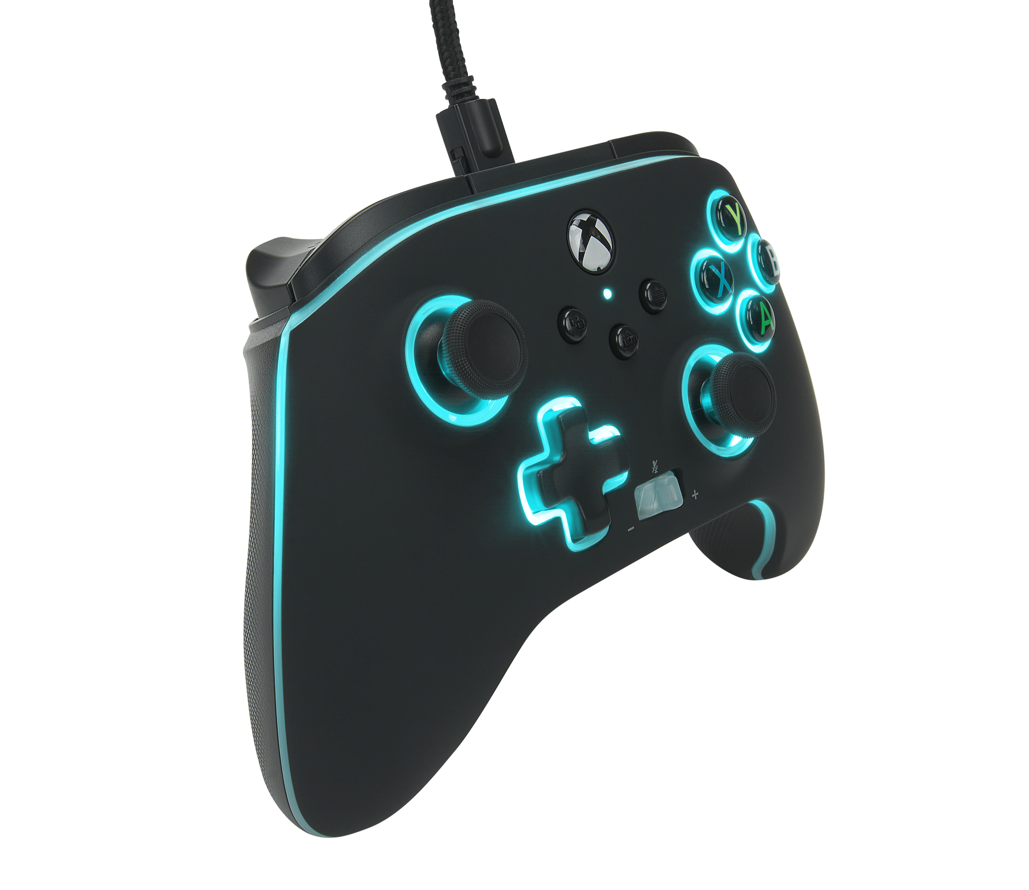 Schwarzer Xbox-Controller mit blauen Lichtern, zur Kamera geneigt. Weißer Hintergrund.