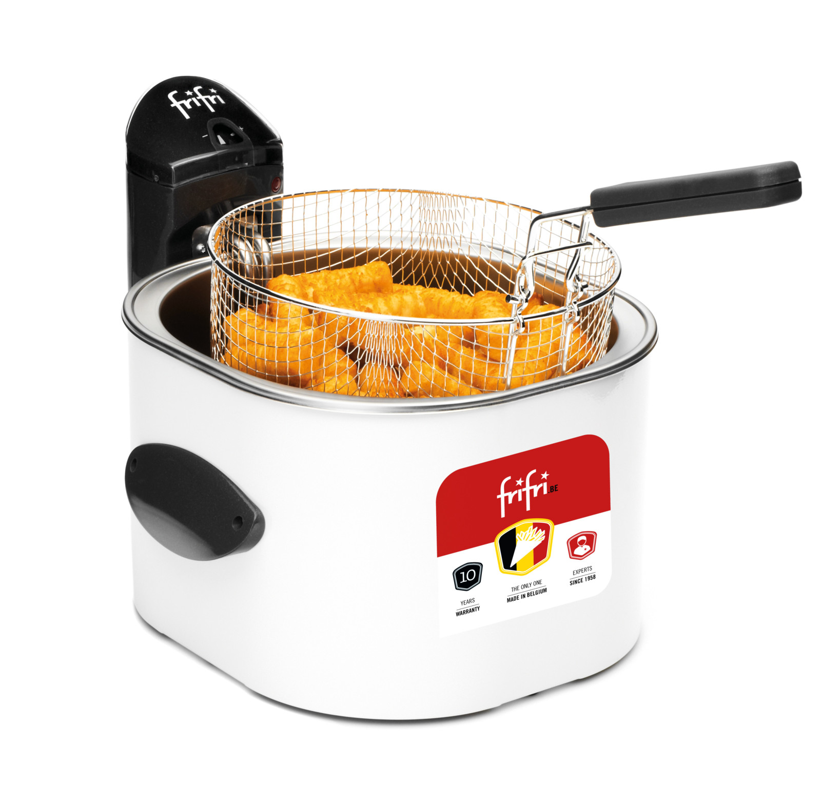 Witte friteuse met een mandje friet. Rode en zwarte branding. Witte achtergrond.