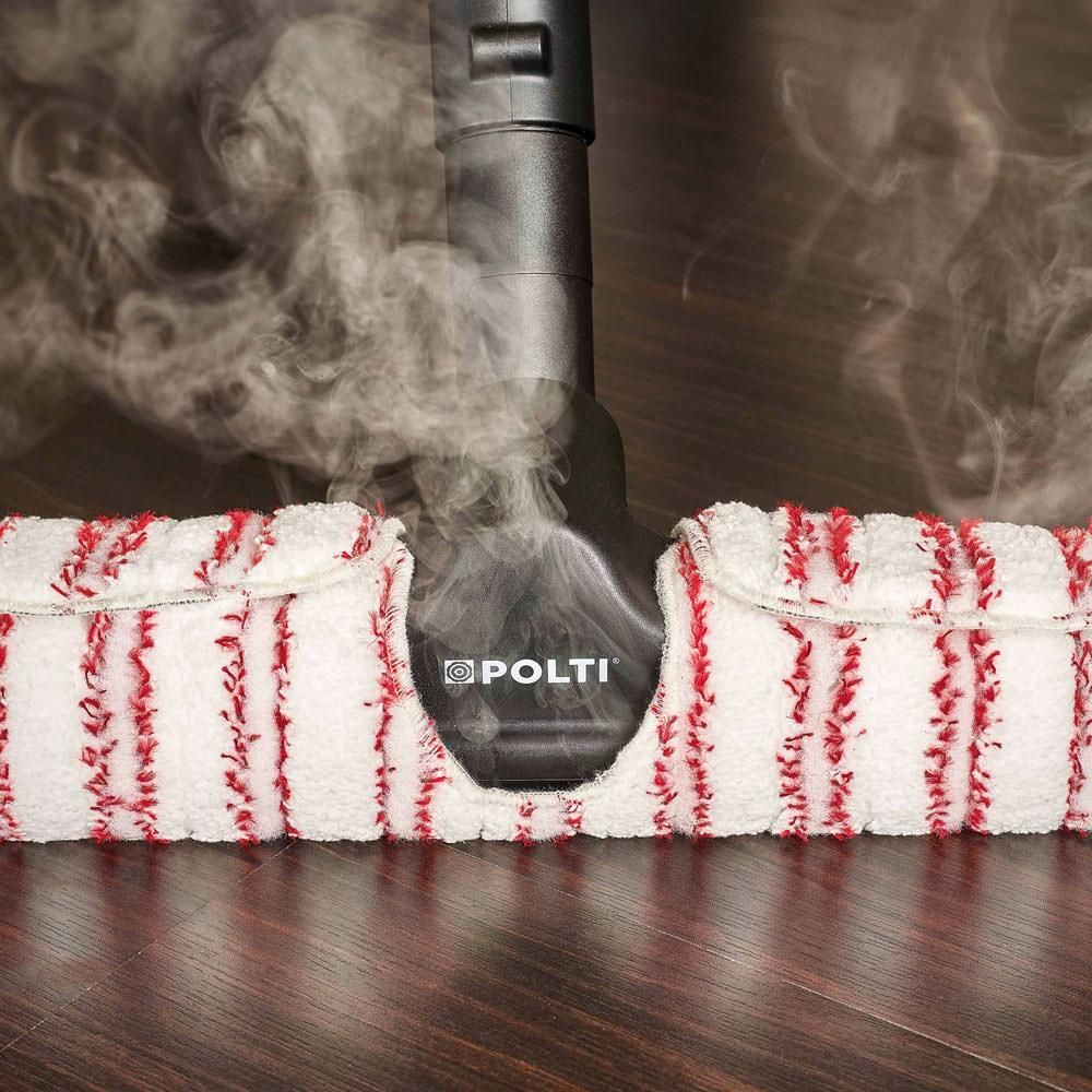 Głowica mopa parowego z czerwonymi paskami i parą.