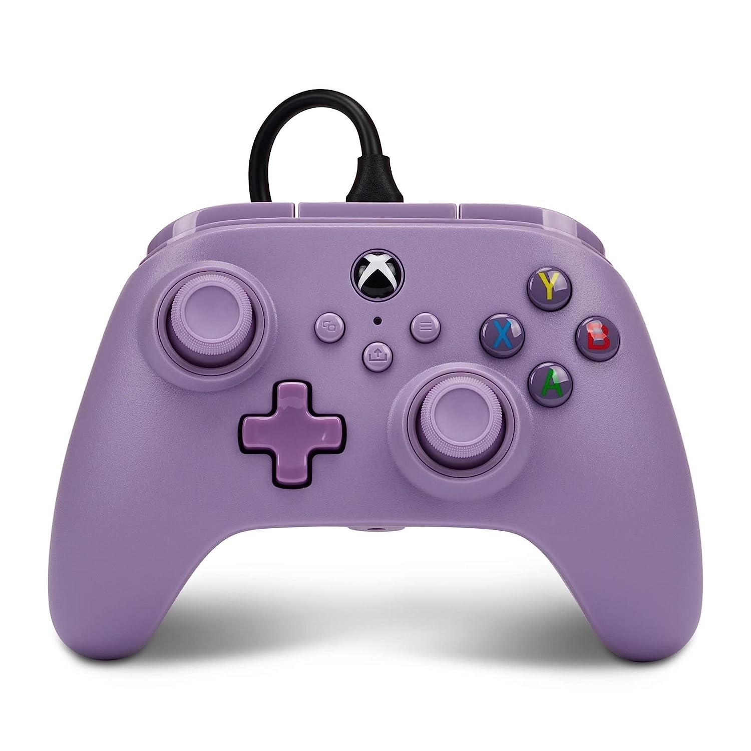 Controller Xbox viola con cavo nero. Pulsanti blu, rossi, verdi e gialli. Logo Xbox nero in alto.