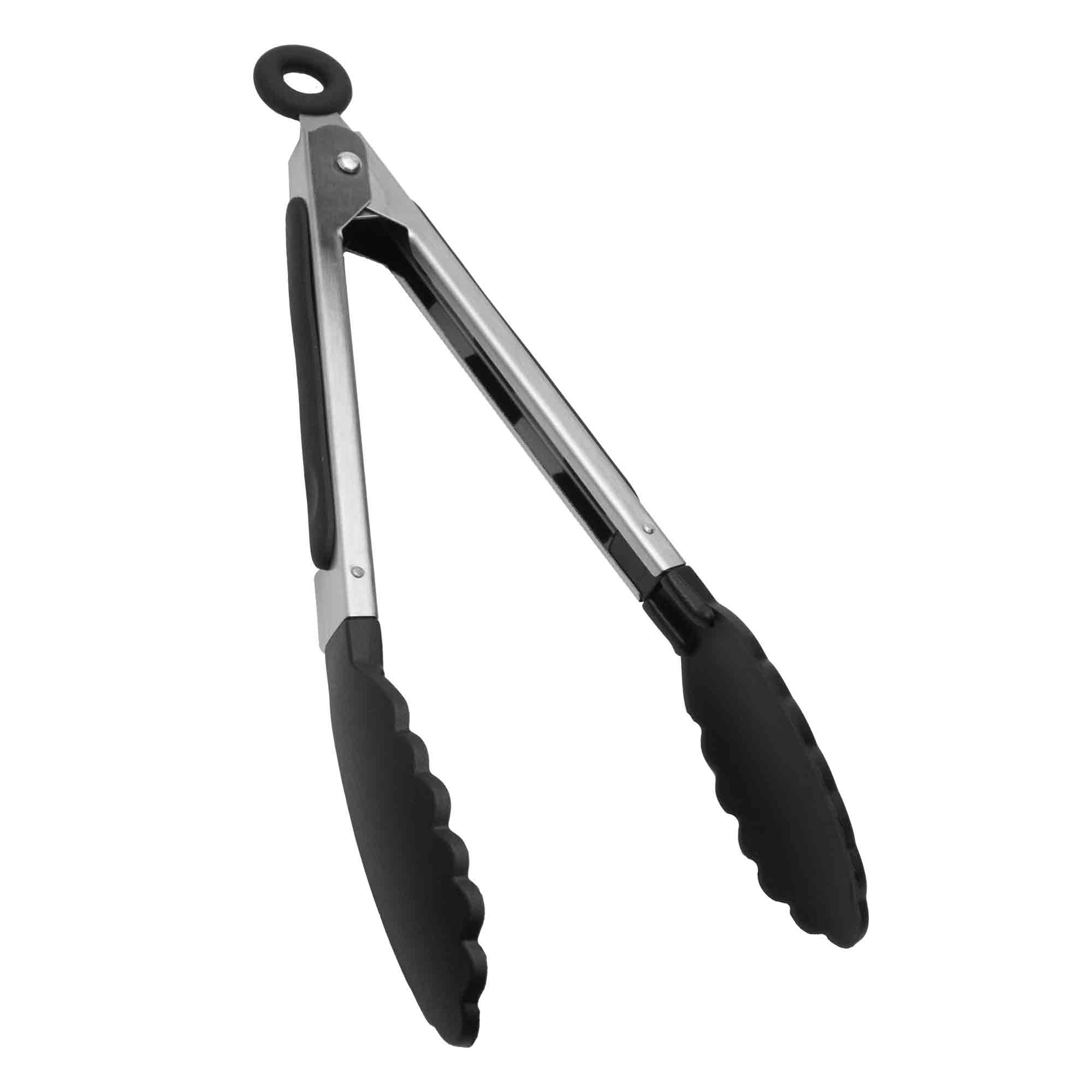 Pinze da cucina in silicone nero e acciaio inossidabile, isolate su sfondo bianco.