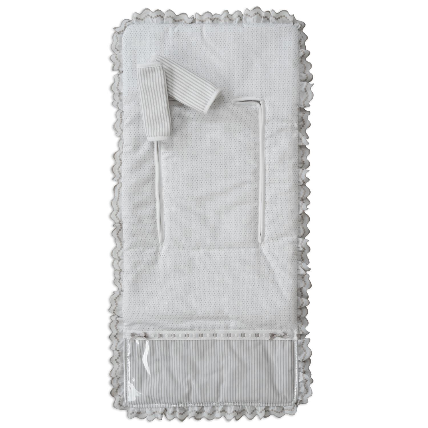 Inserto blanco para cochecito de bebé con diseño estampado y bolsillo transparente.
