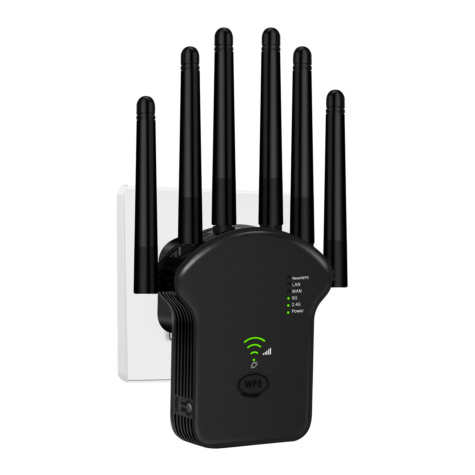 Schwarzer WLAN-Repeater, der in eine Steckdose gesteckt wird. Er hat Antennen und Kontrollleuchten.