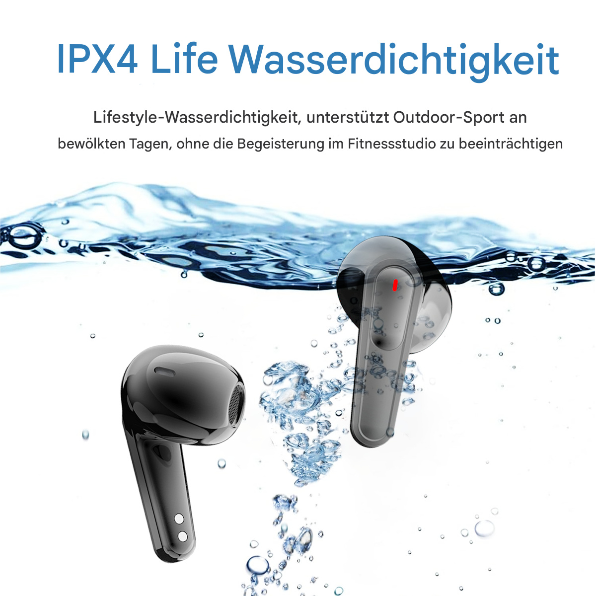 Zwei schwarze kabellose Ohrhörer im Wasser, mit Wassertropfen drumherum. Weißer Hintergrund.