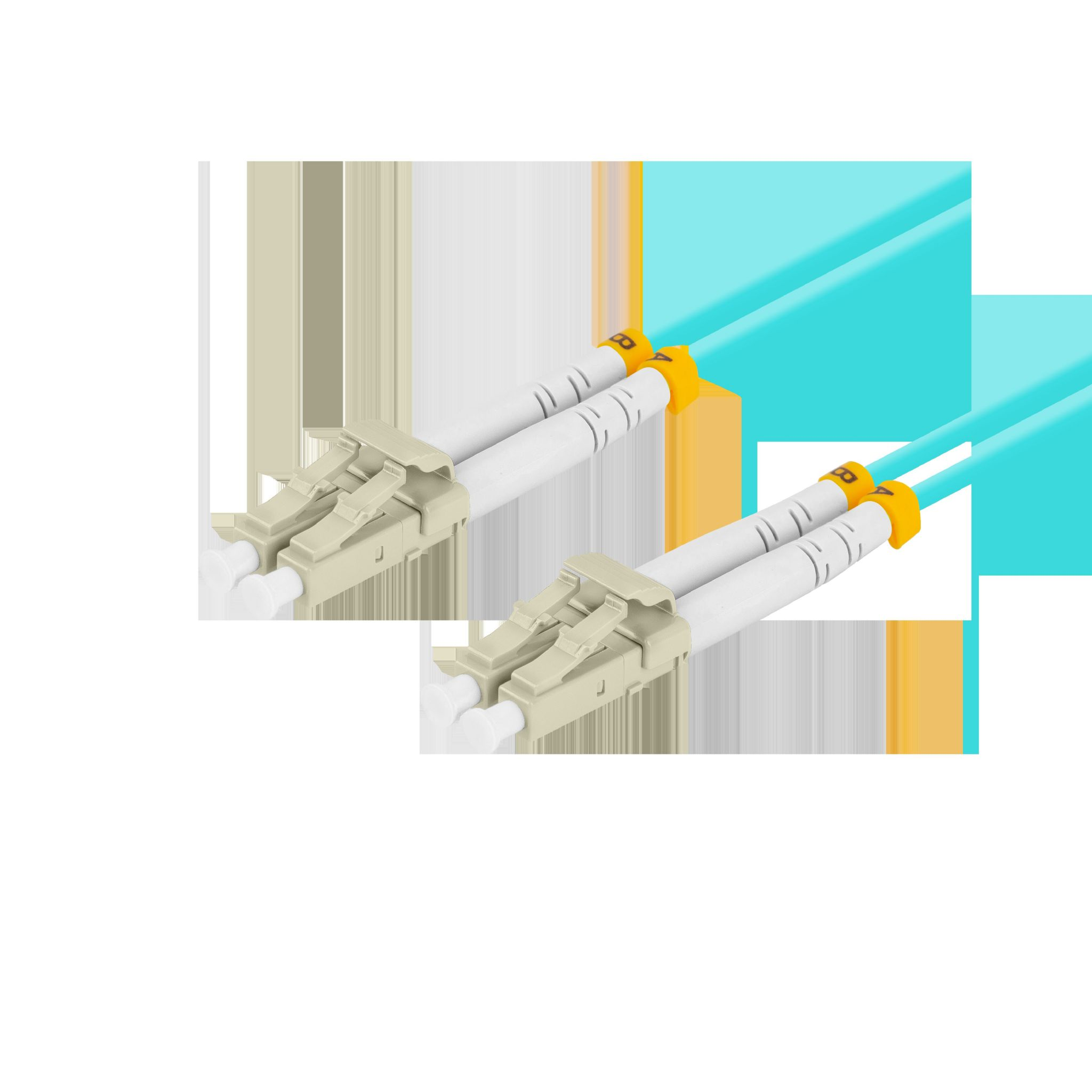 Due cavi in fibra ottica con connettori beige ed etichette gialle, sfondo bianco.