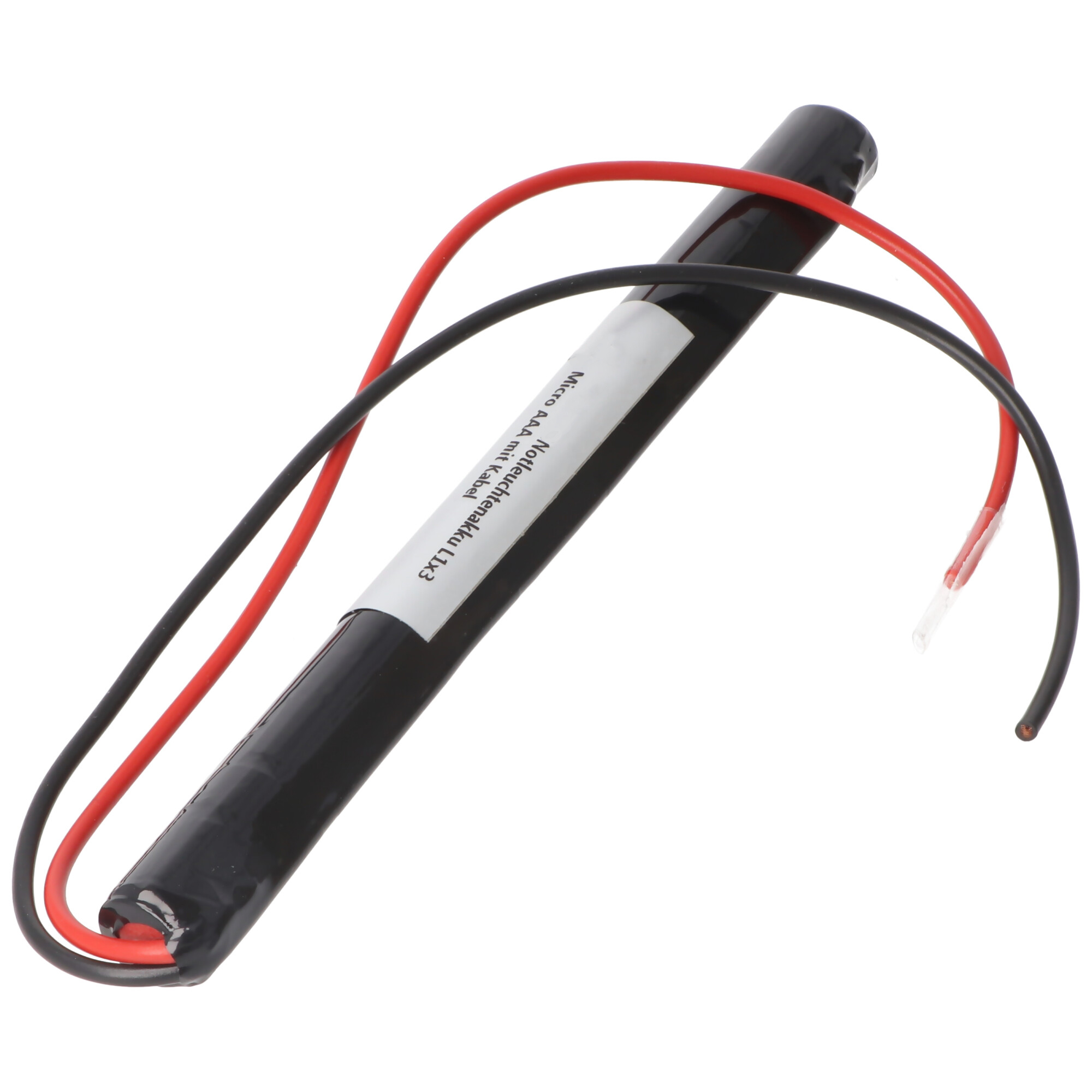 Eine schwarze Batterie mit roten und schwarzen Drähten, die sich davon erstrecken.