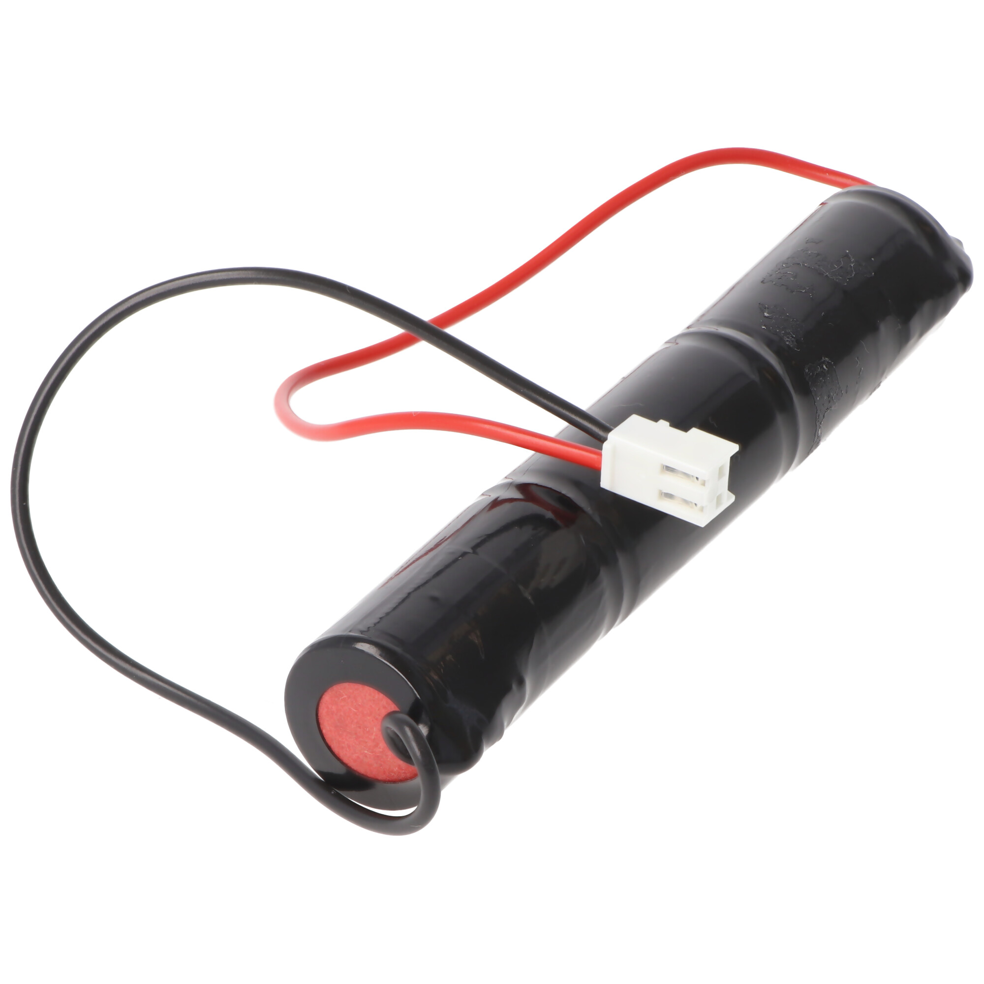 Eine schwarze Batterie mit roten und schwarzen Drähten und einem weißen Stecker.